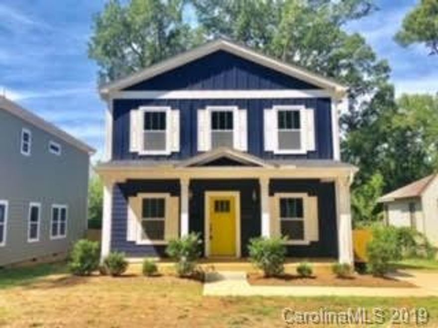 Last chance , the other two of this model are sold. Beautiful style new construction with 2014 sq ft of great designed space. Major price improvement in order to sell now.  You must see this open concept living area. Perfect for entertainment and the family will enjoy as well. Excellent kitchen appointments with Island counter. Entire kitchen, dining, living and den area are open. No wasted space. Nice size bedrooms and baths on the second level. Entire back yard is fenced in. Best value for  rapidly developing Cotswold. Close to shopping. Walk across the street to Oakhurst Park. Great School Selections.