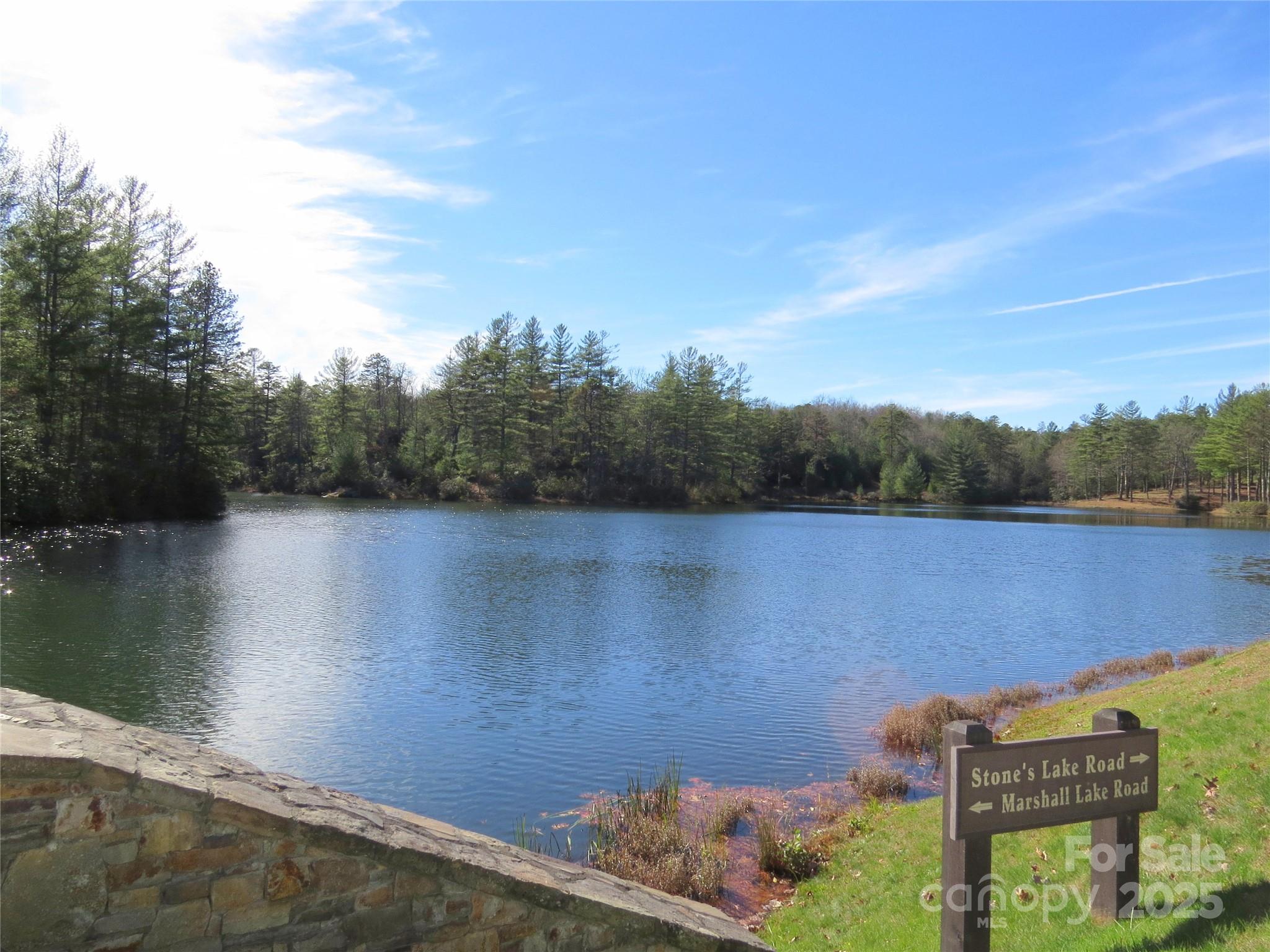 Stones Lake - Land
