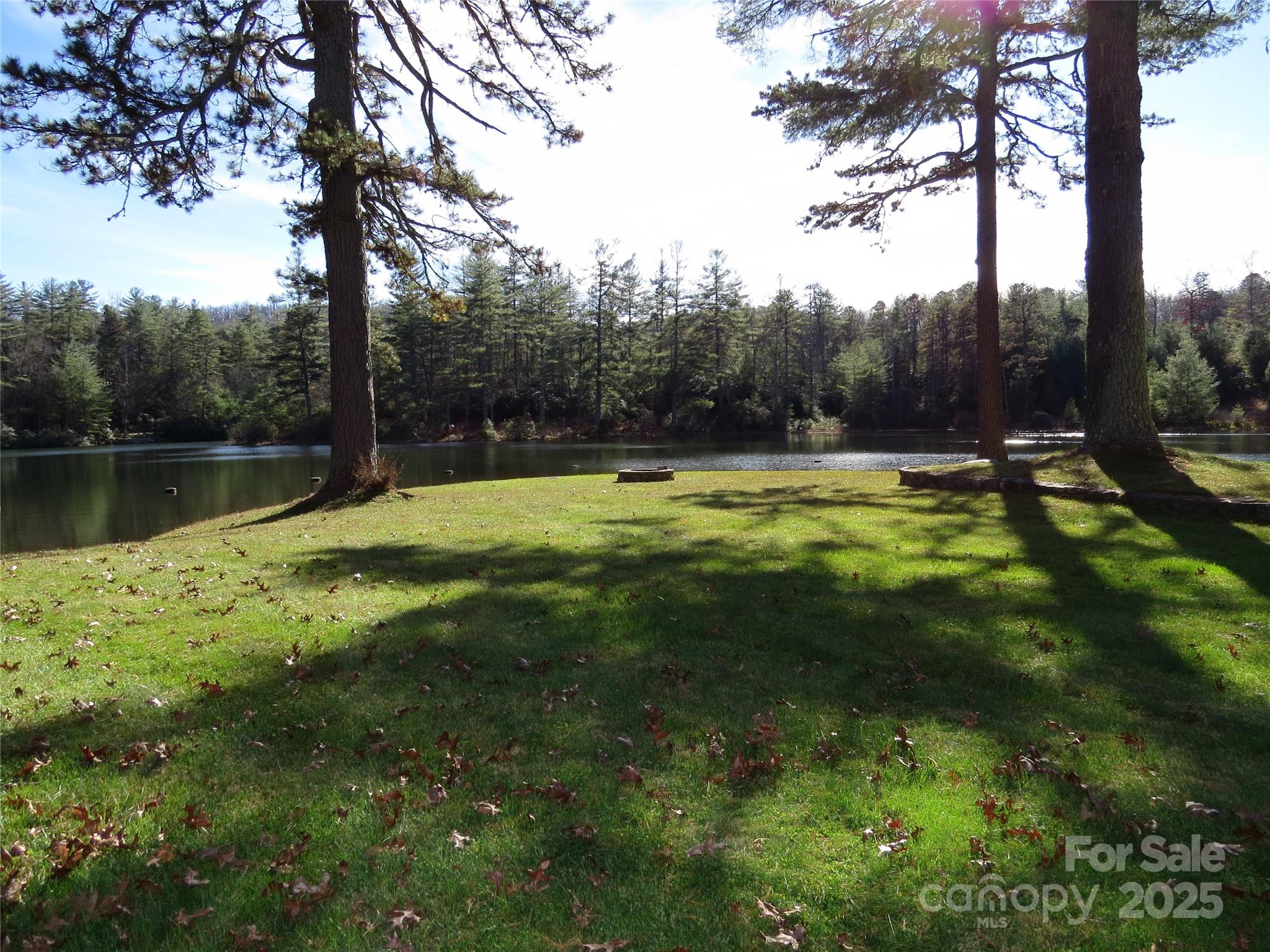 Stones Lake - Land