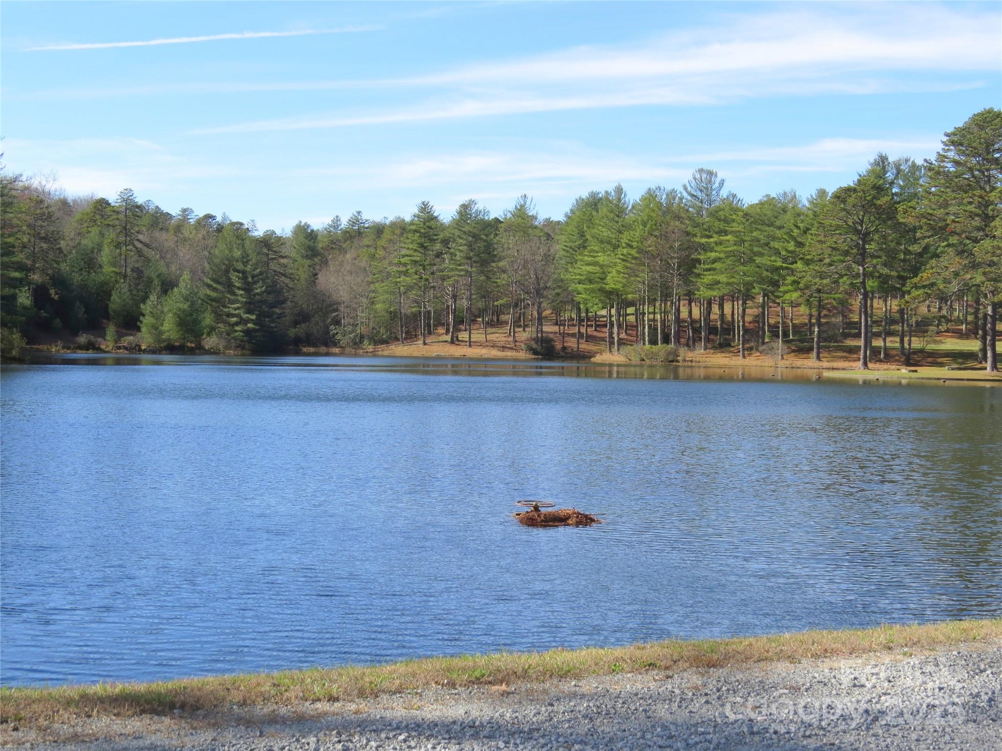 Stones Lake - Land
