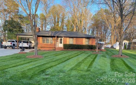 254 Lucky Drive NW Concord NC 28027