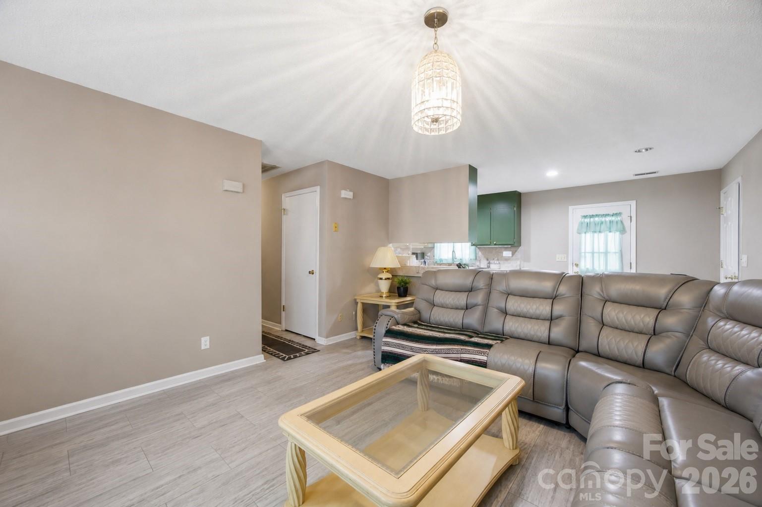 302 W Elm Street