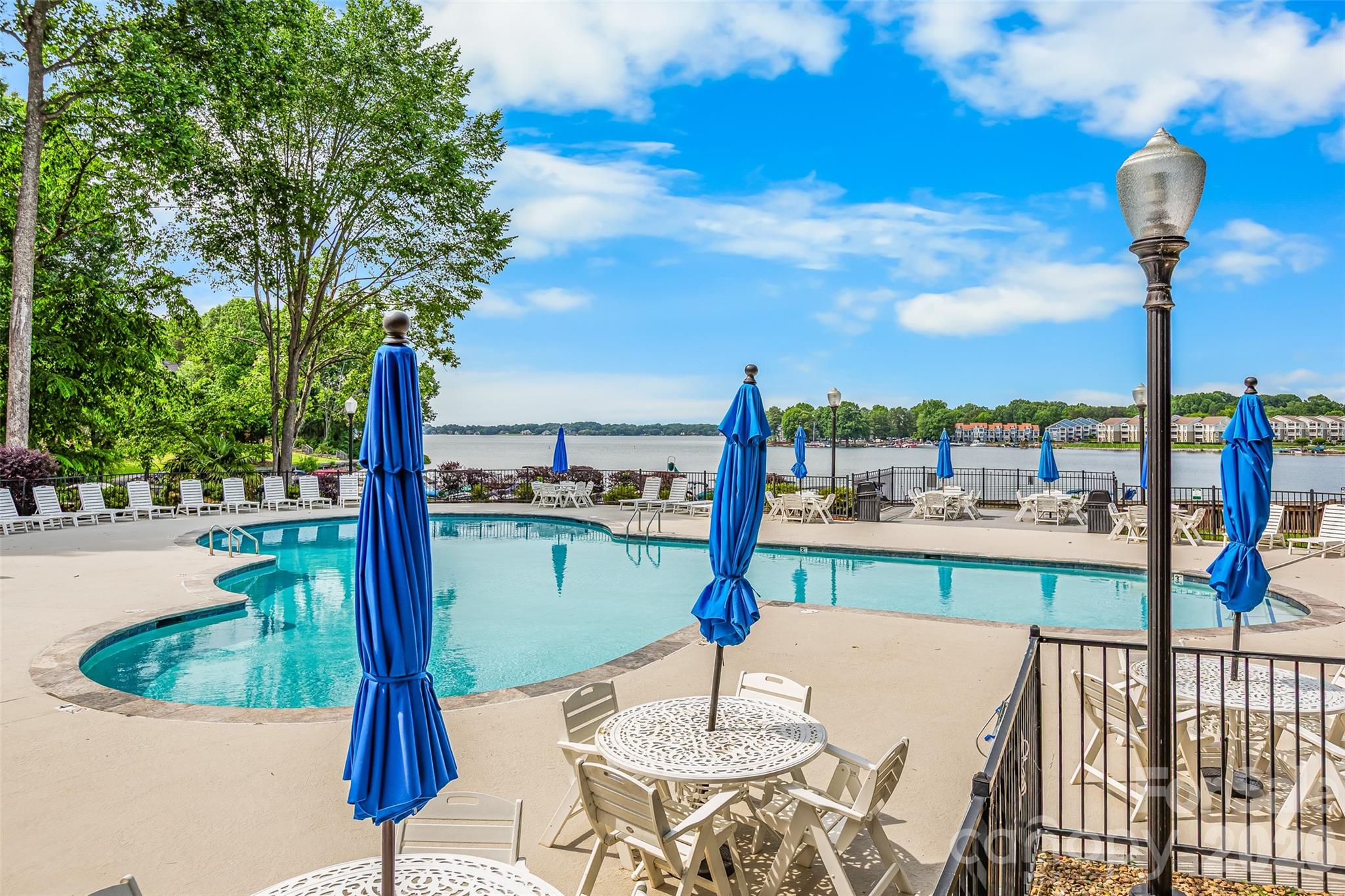 Crown Harbor - Residential