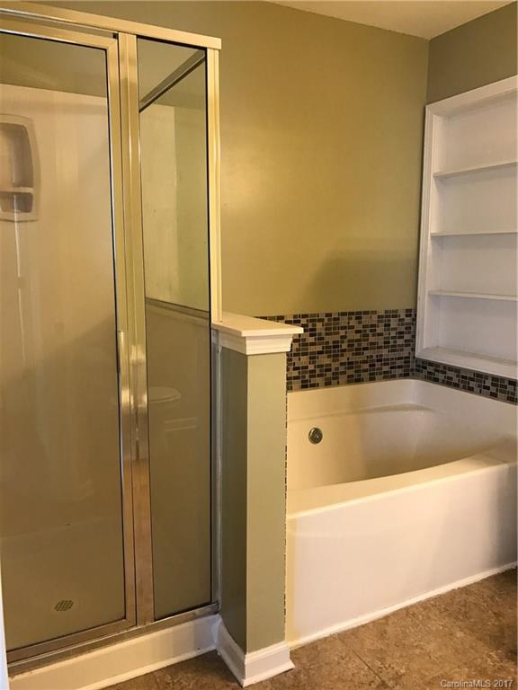 Mission Hills - Residential Lease