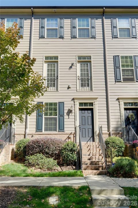 Photo of 13828 Winmau Lane, Huntersville, NC 28078 (MLS # 4360124)