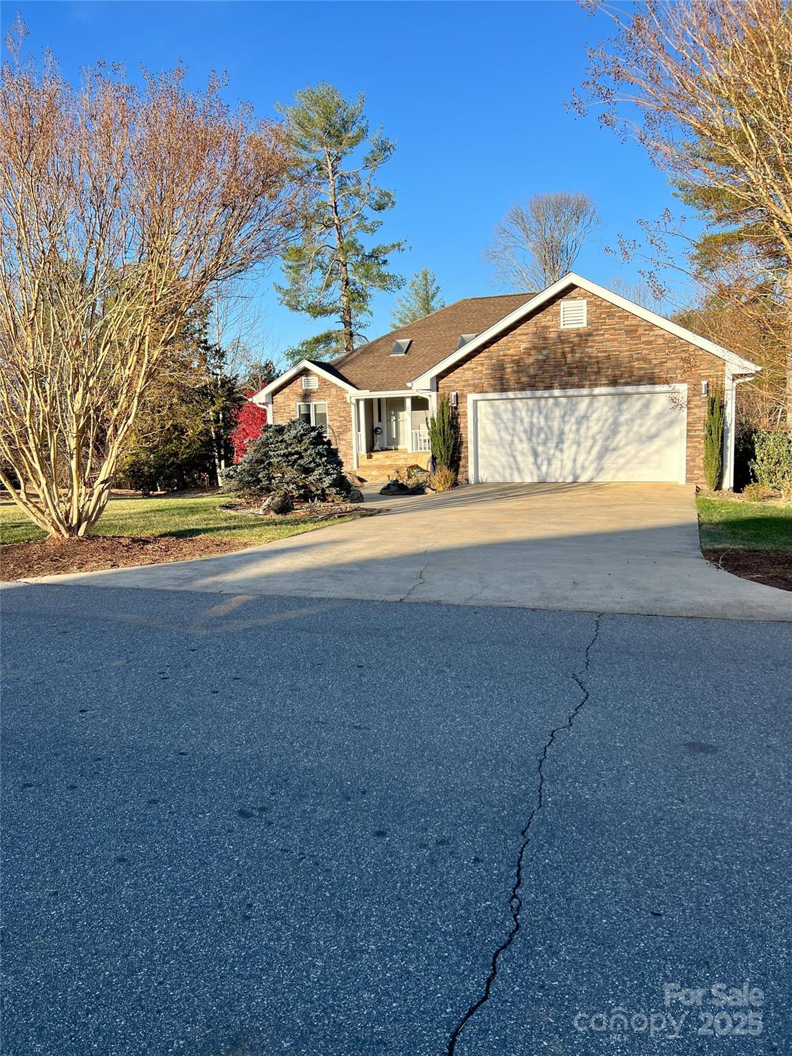 85 Hillcrest Drive