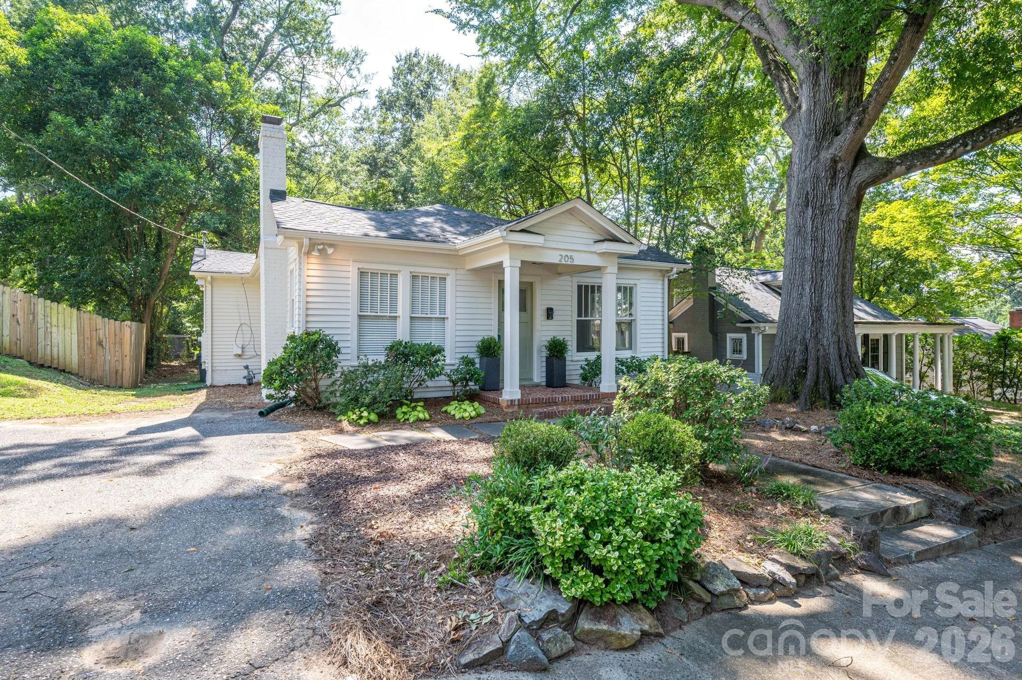 205 W Sixth Avenue, Gastonia, NC, 28052