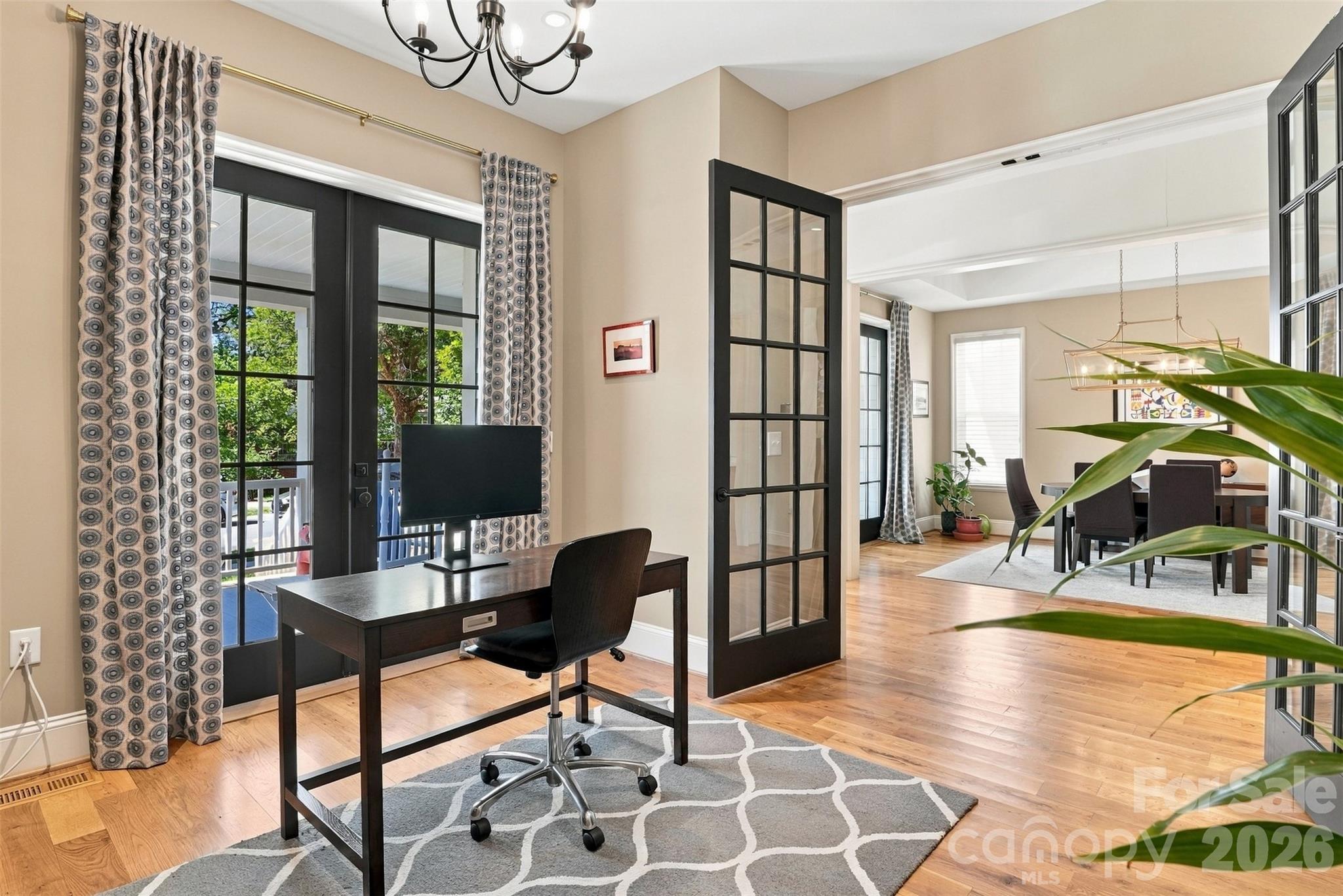 2649 Chesterfield Avenue