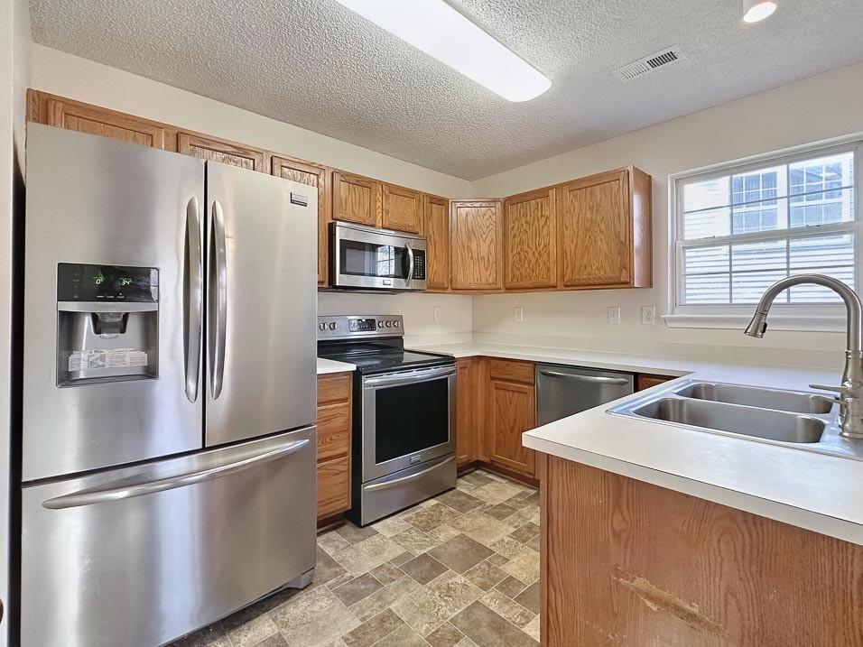 Cross Creek - Residential