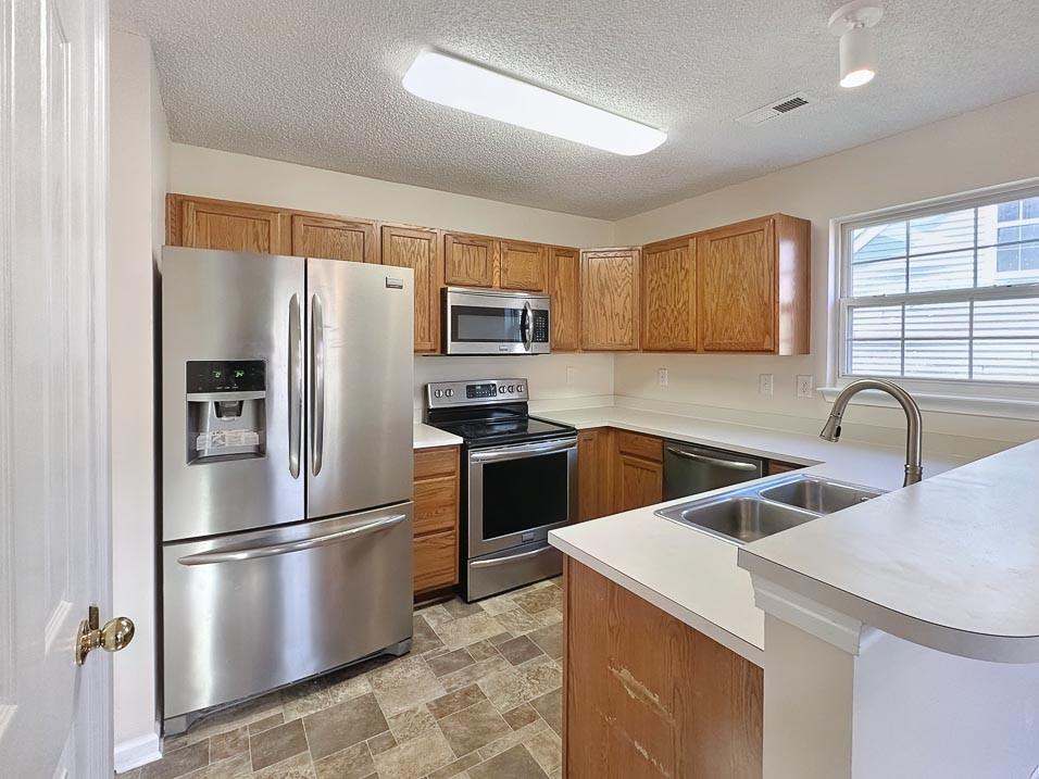 Cross Creek - Residential