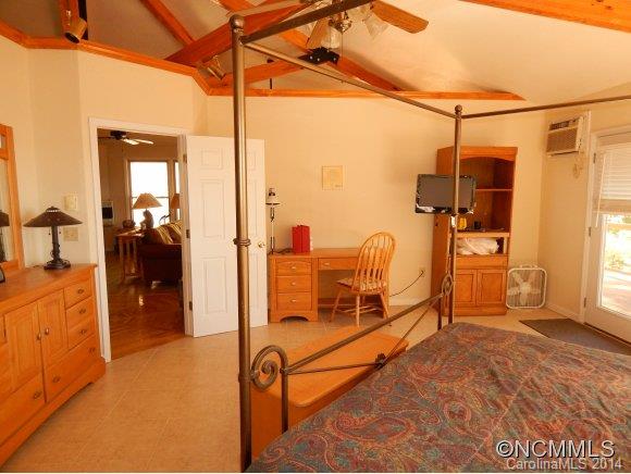 Laurel Ridge Country Club - Commercial Sale