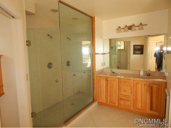 Laurel Ridge Country Club - Commercial Sale