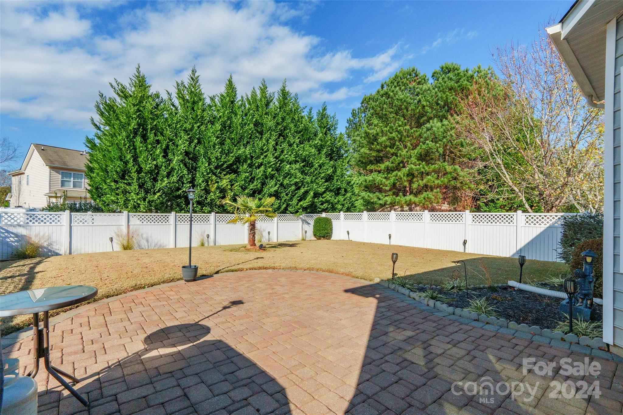 Ridge Pointe - Residential