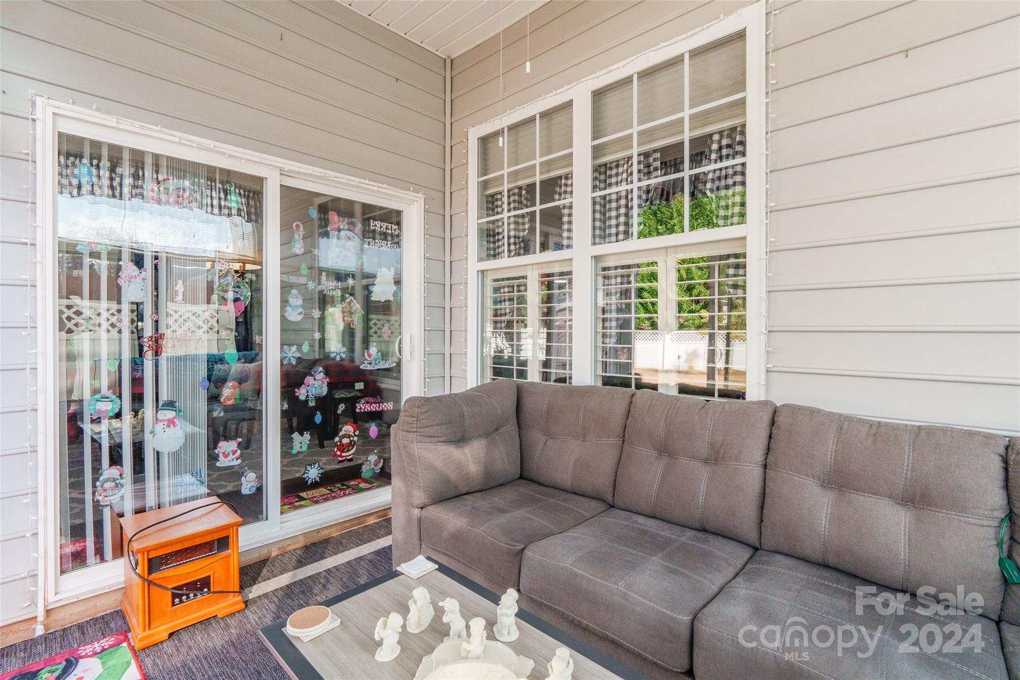 Ridge Pointe - Residential