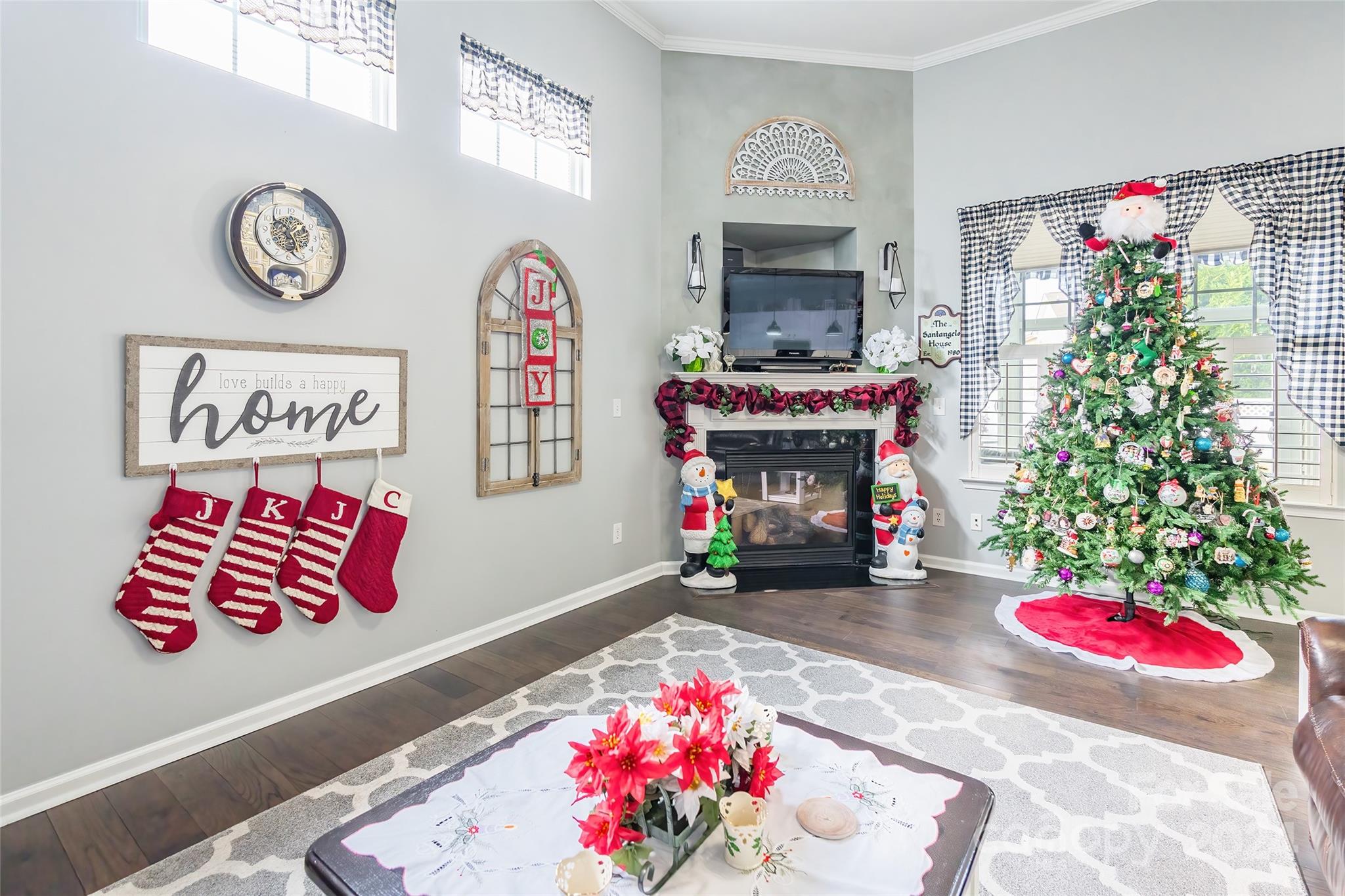 Ridge Pointe - Residential