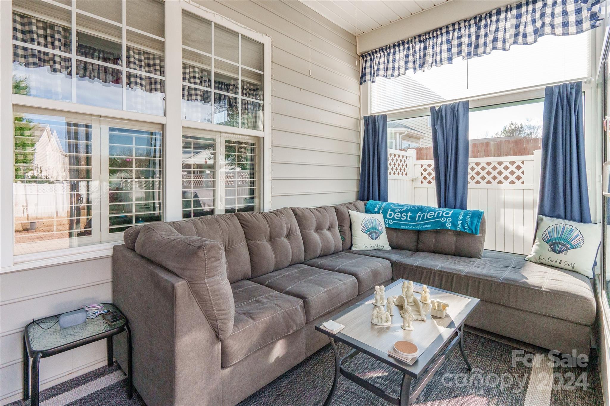 Ridge Pointe - Residential