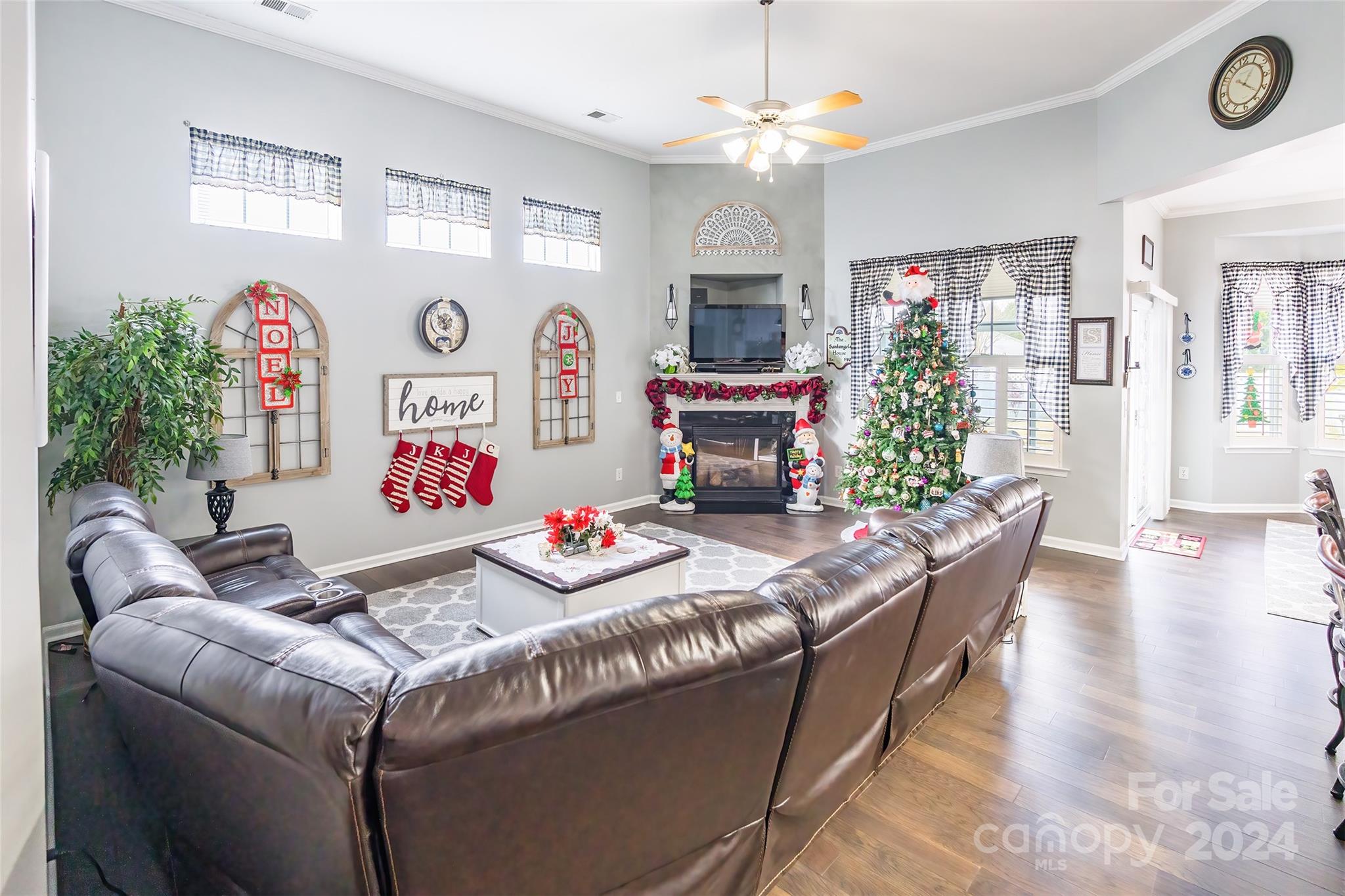 Ridge Pointe - Residential