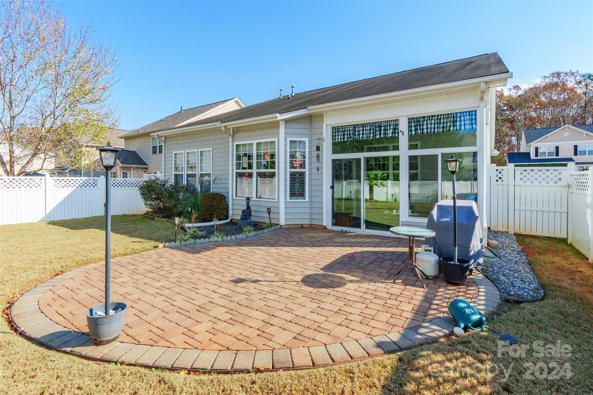 Ridge Pointe - Residential