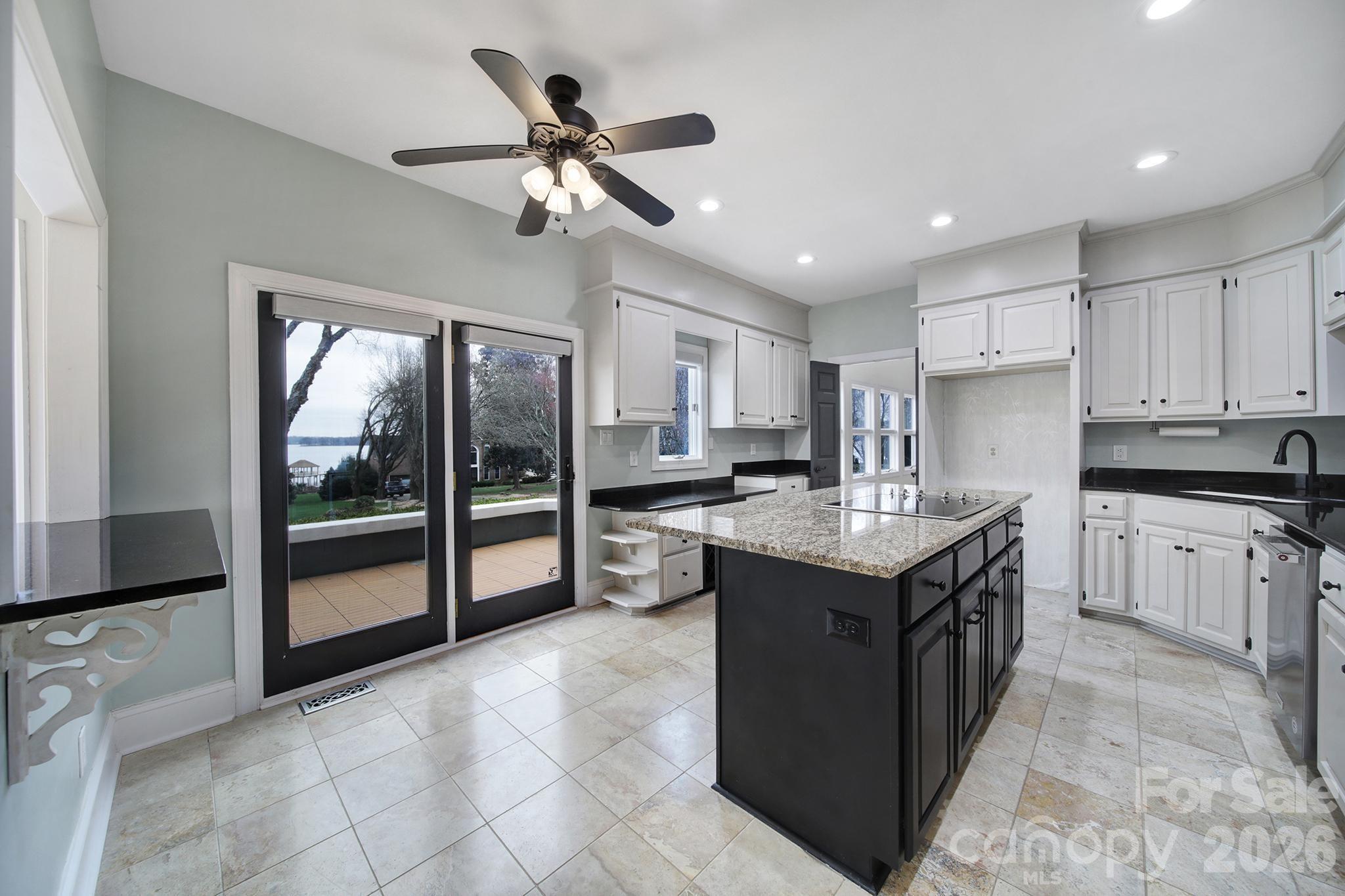 Royal Pointe - Residential