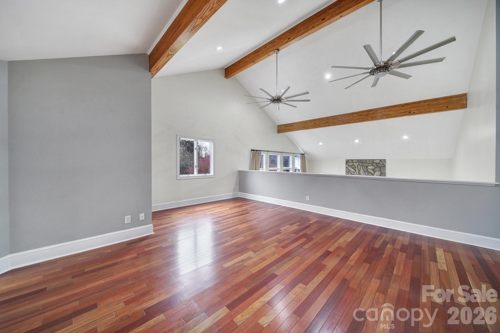 Royal Pointe - Residential