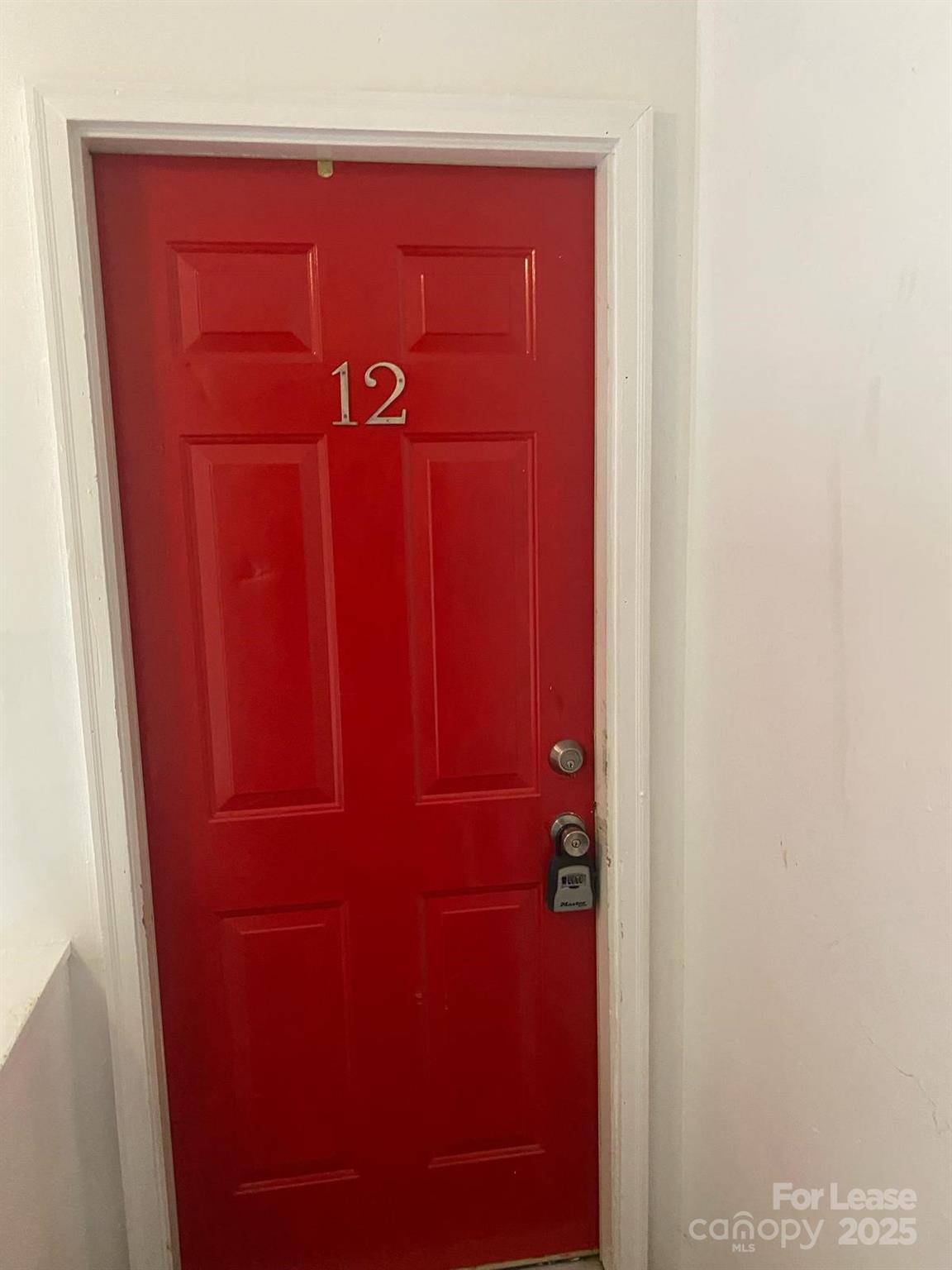 1966 Lakeview Road Apt 12