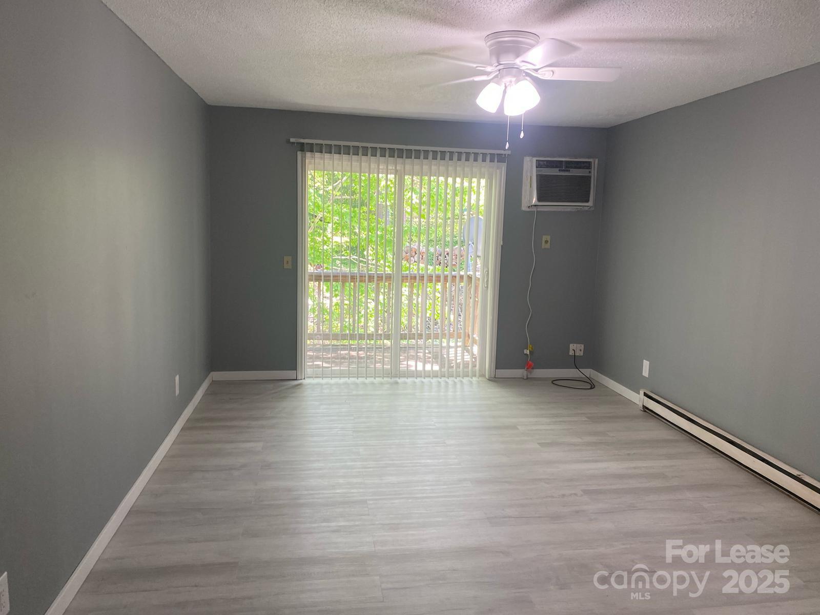 1966 Lakeview Road Apt 12