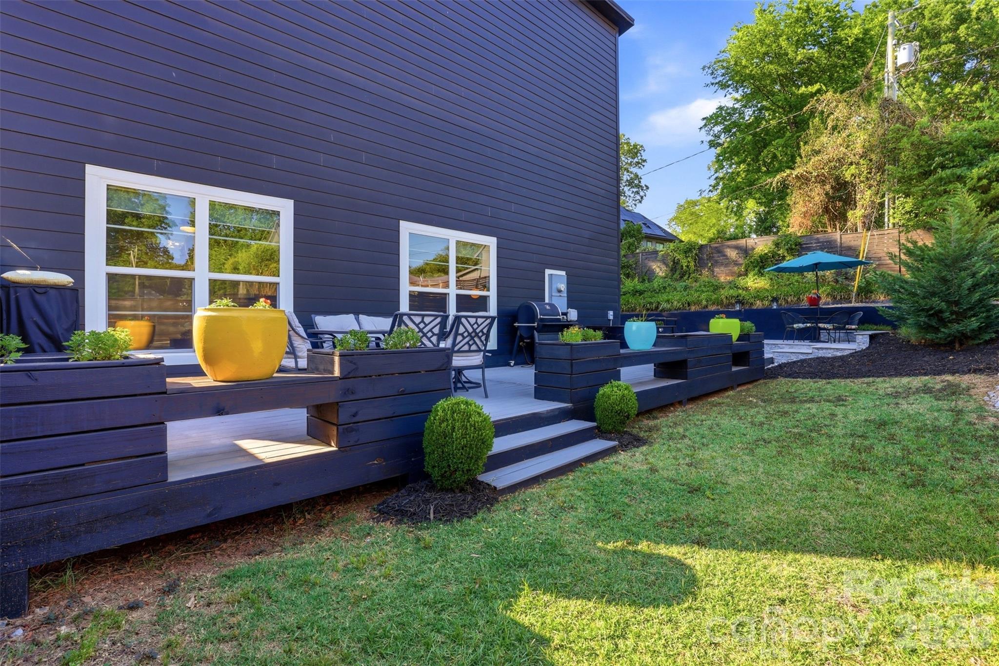 Villa Heights - Residential