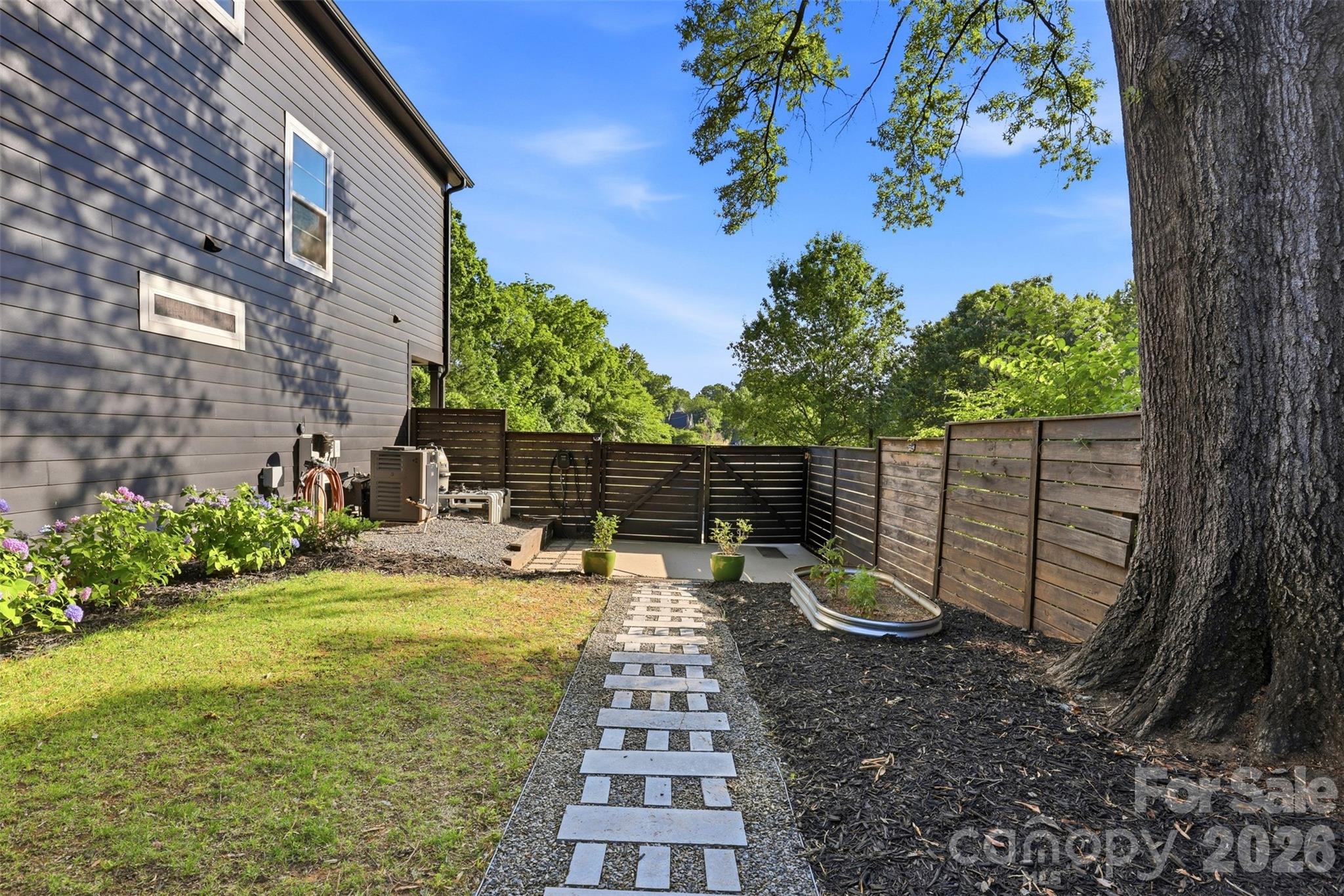 Villa Heights - Residential