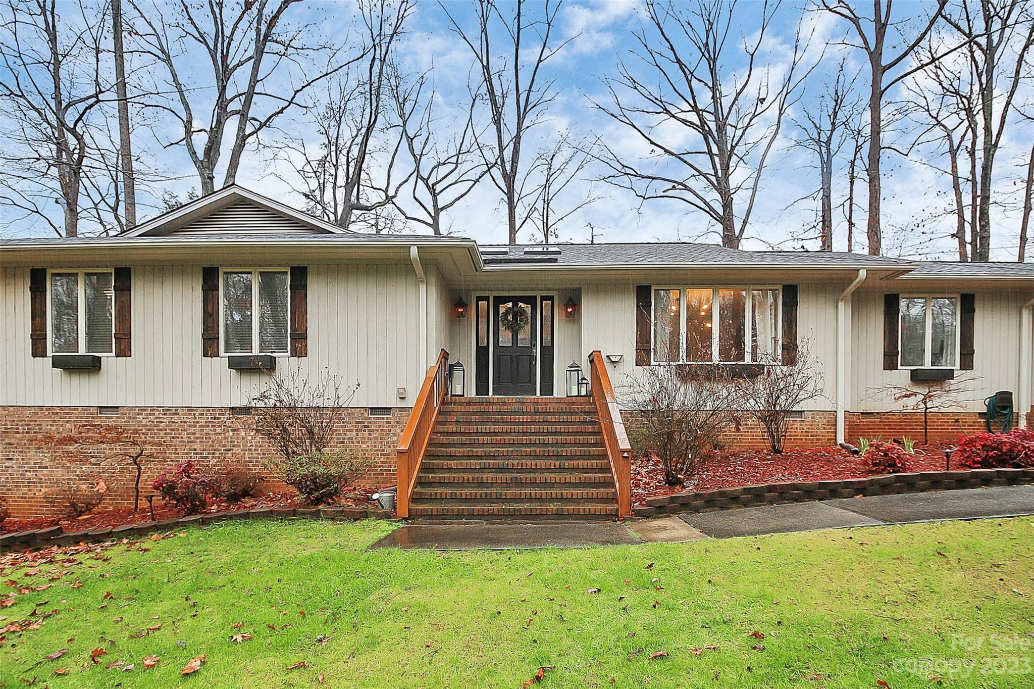 River Hills - Residential