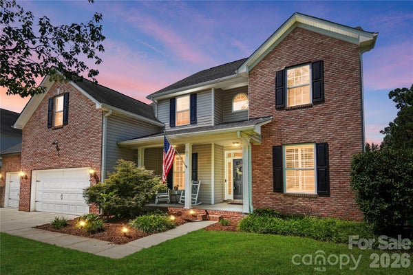 14720 BRIDLE TRACE LN, PINEVILLE, NC 28134 - Image f48e12e7defff968ab18afa158e9053a/2177413899
