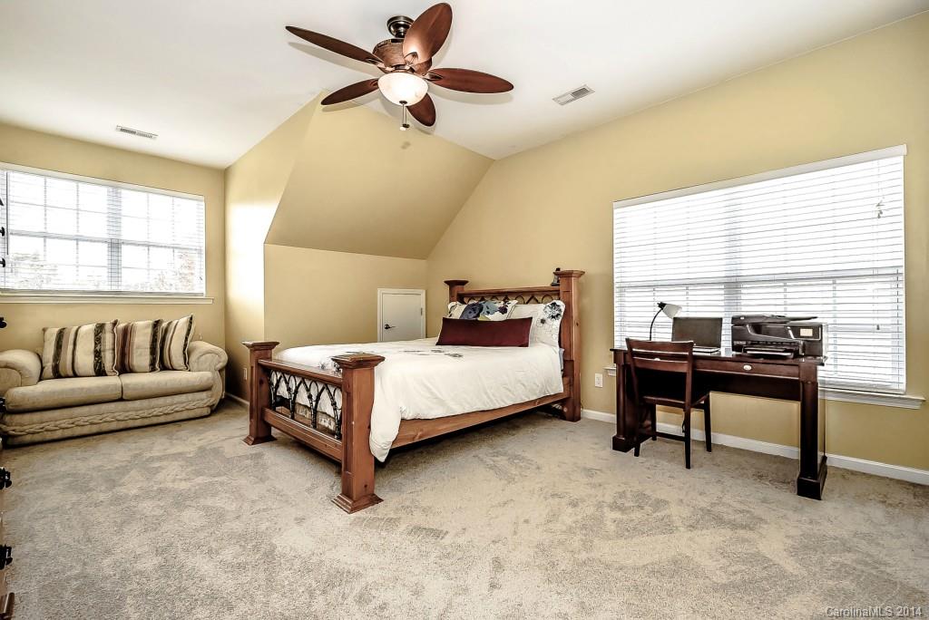 Reserve At Gold Hill - Residential