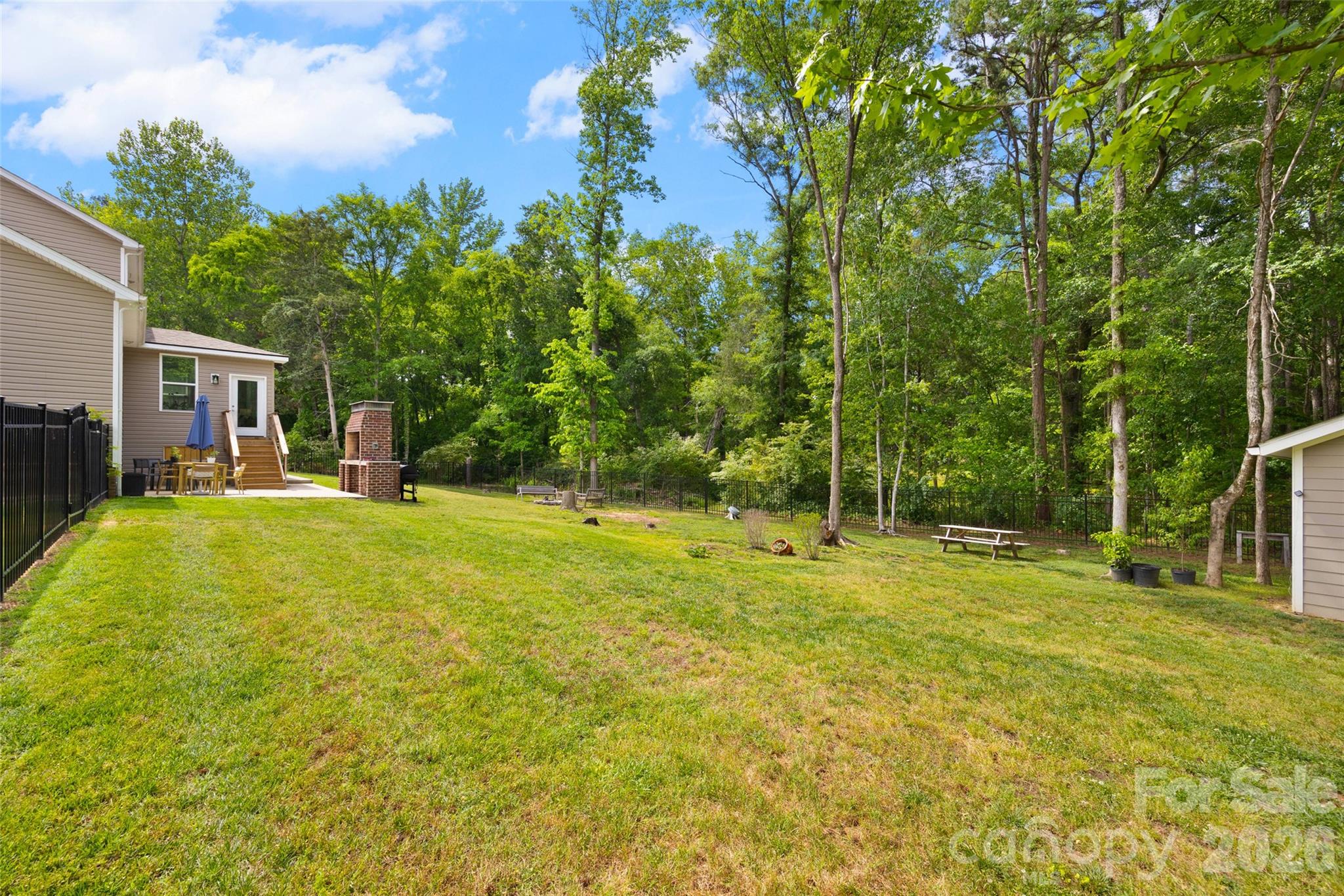 Stonetrace - Residential