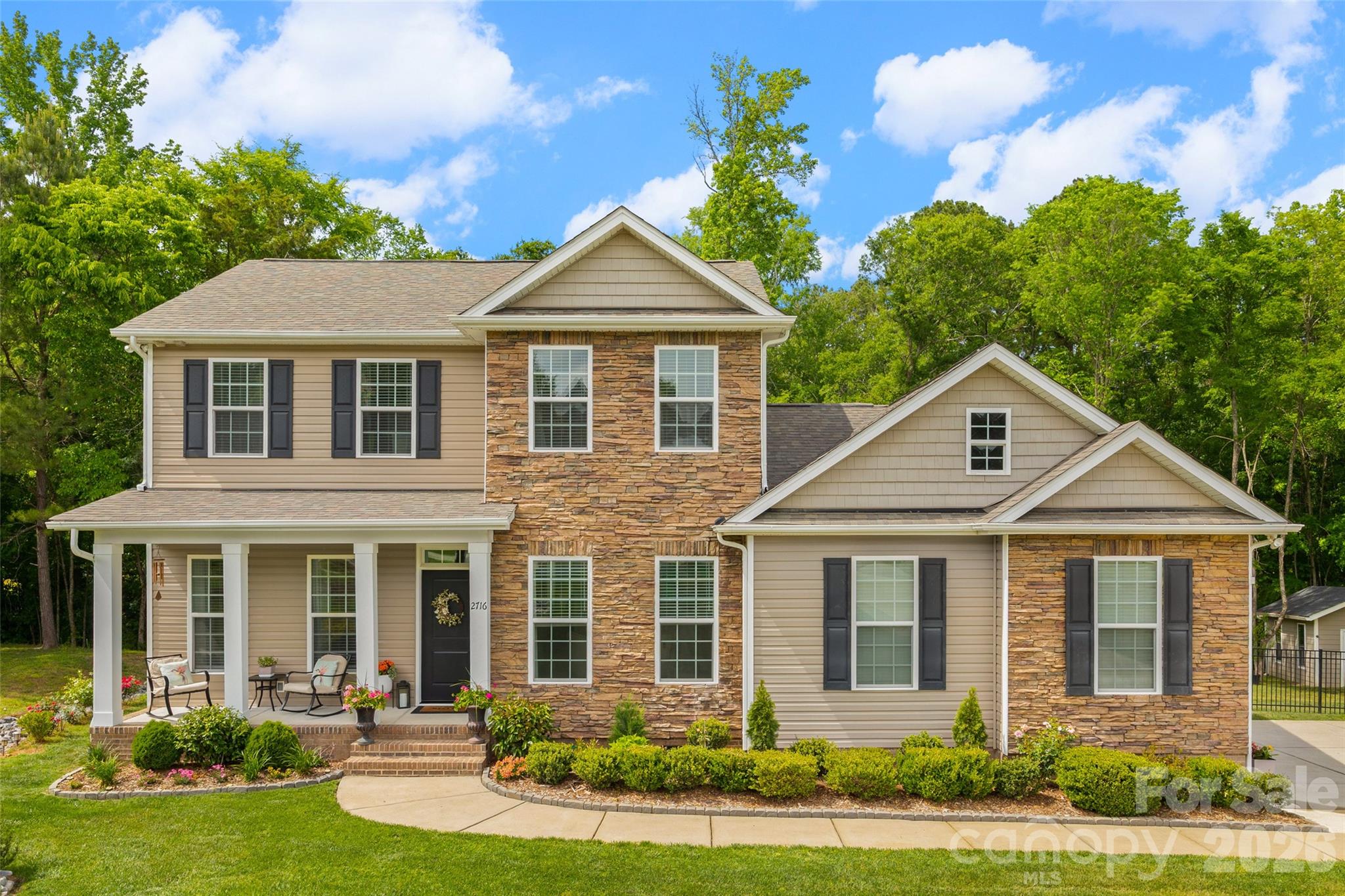 Stonetrace - Residential