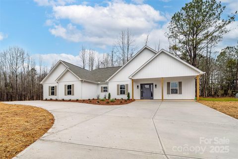 2102 Whitworth Road Cherryville NC 28021