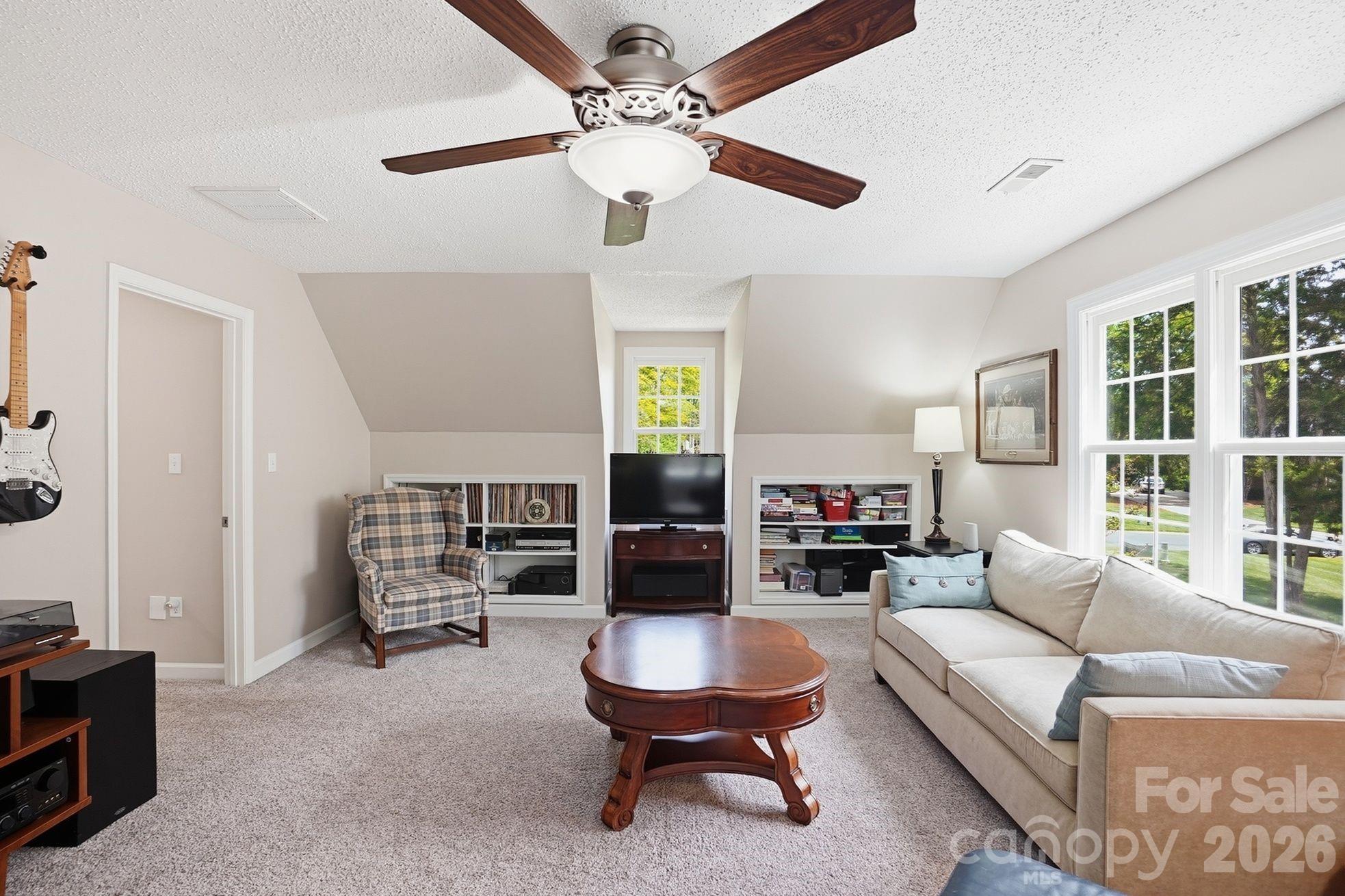 Meadow Lakes II - Residential