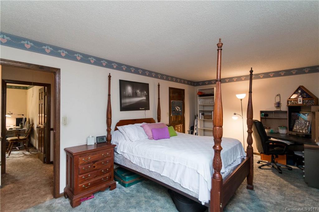 Black Horse Run - Residential