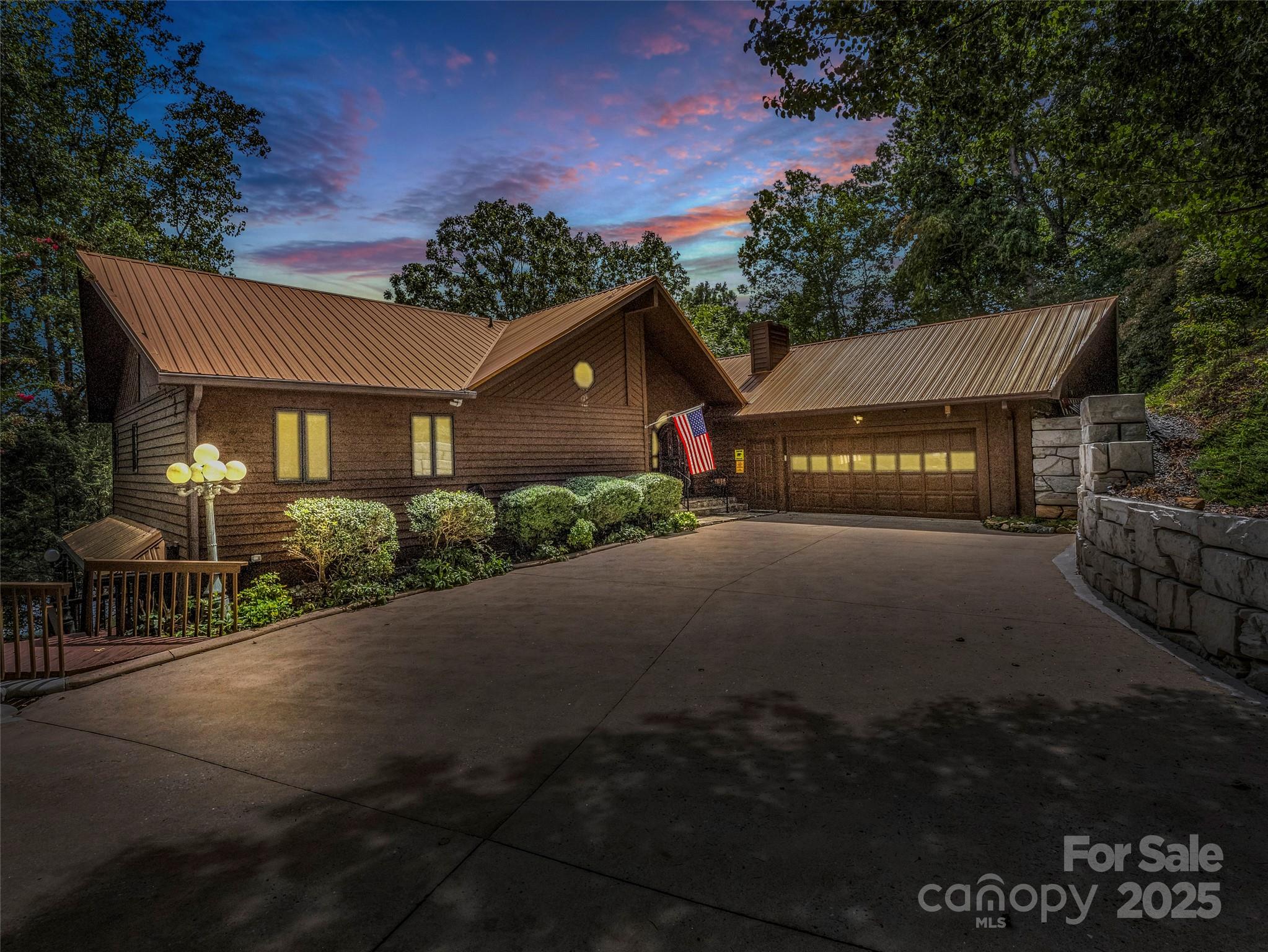621 Grandview Drive 81