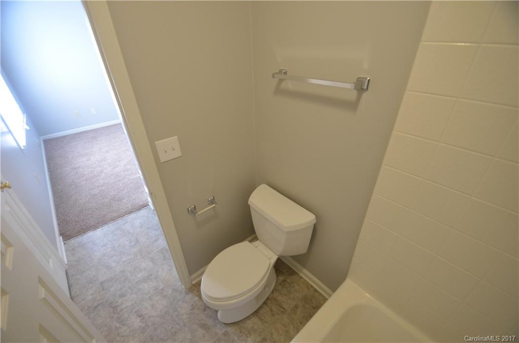 Martin Lakes - Residential Lease