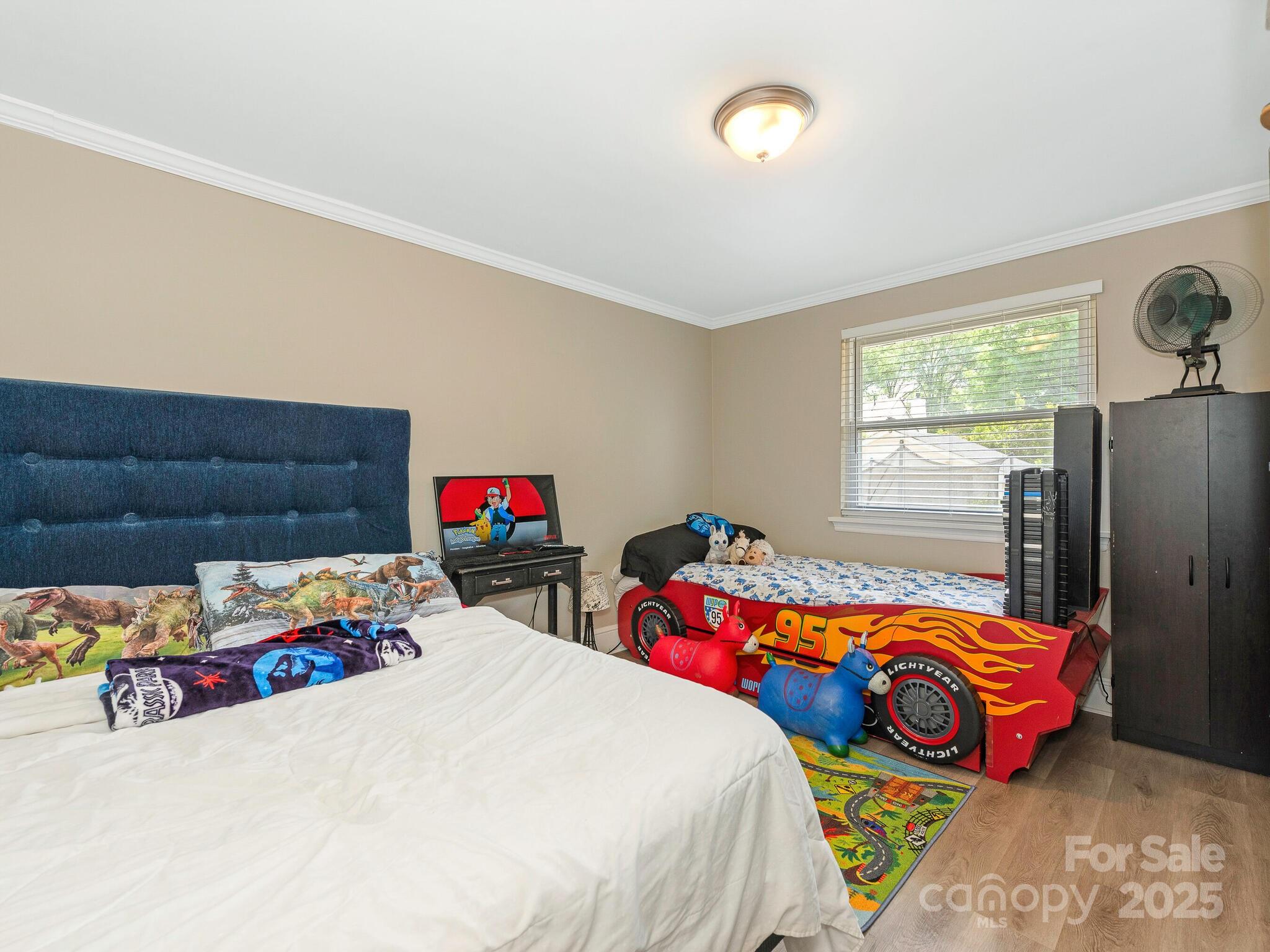 Myers Park - Residential Income