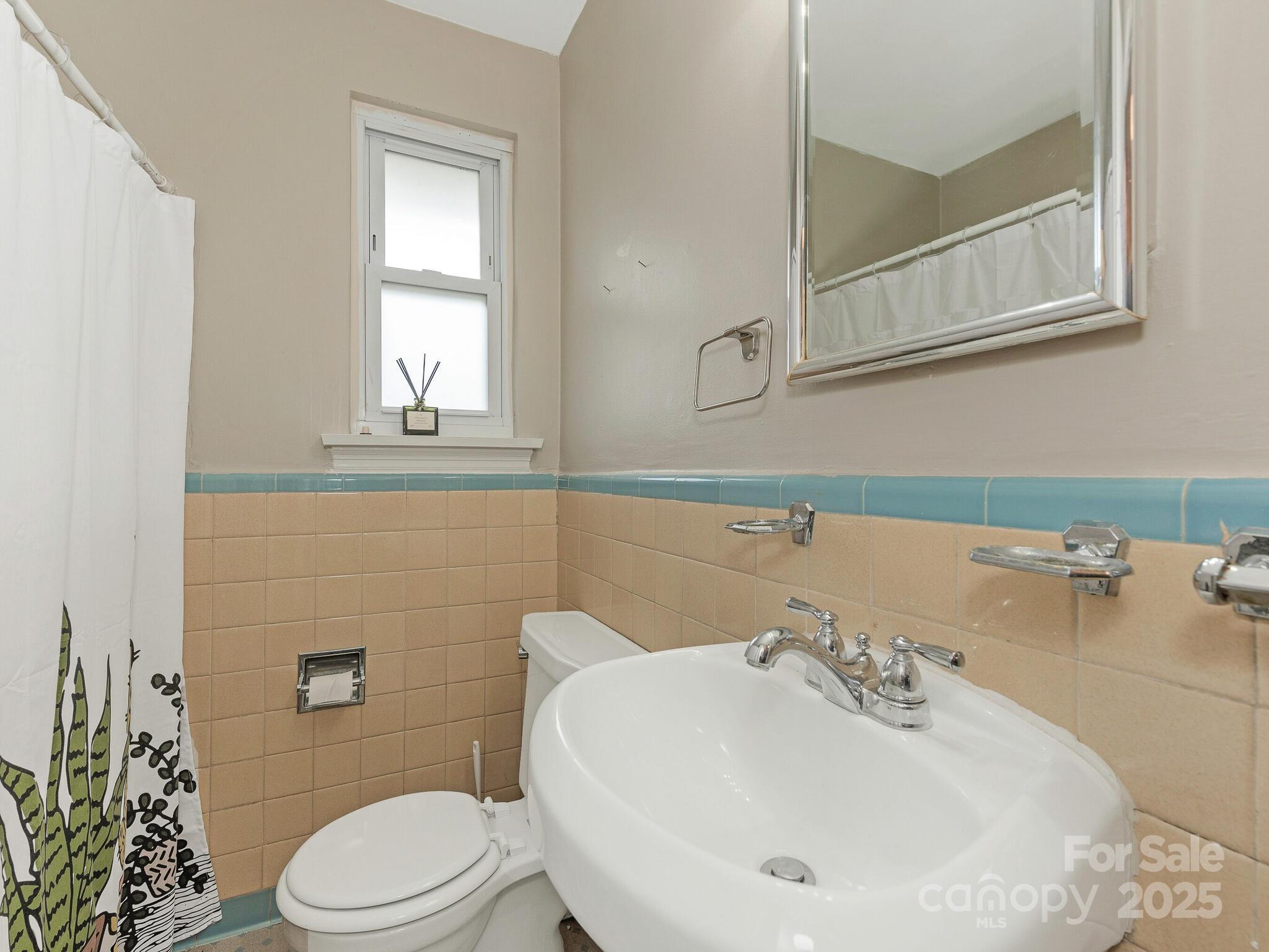 Myers Park - Residential Income