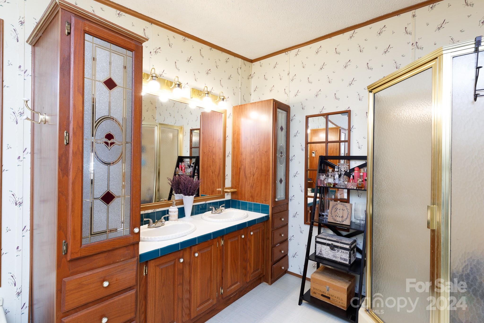 Ridgewood - Residential