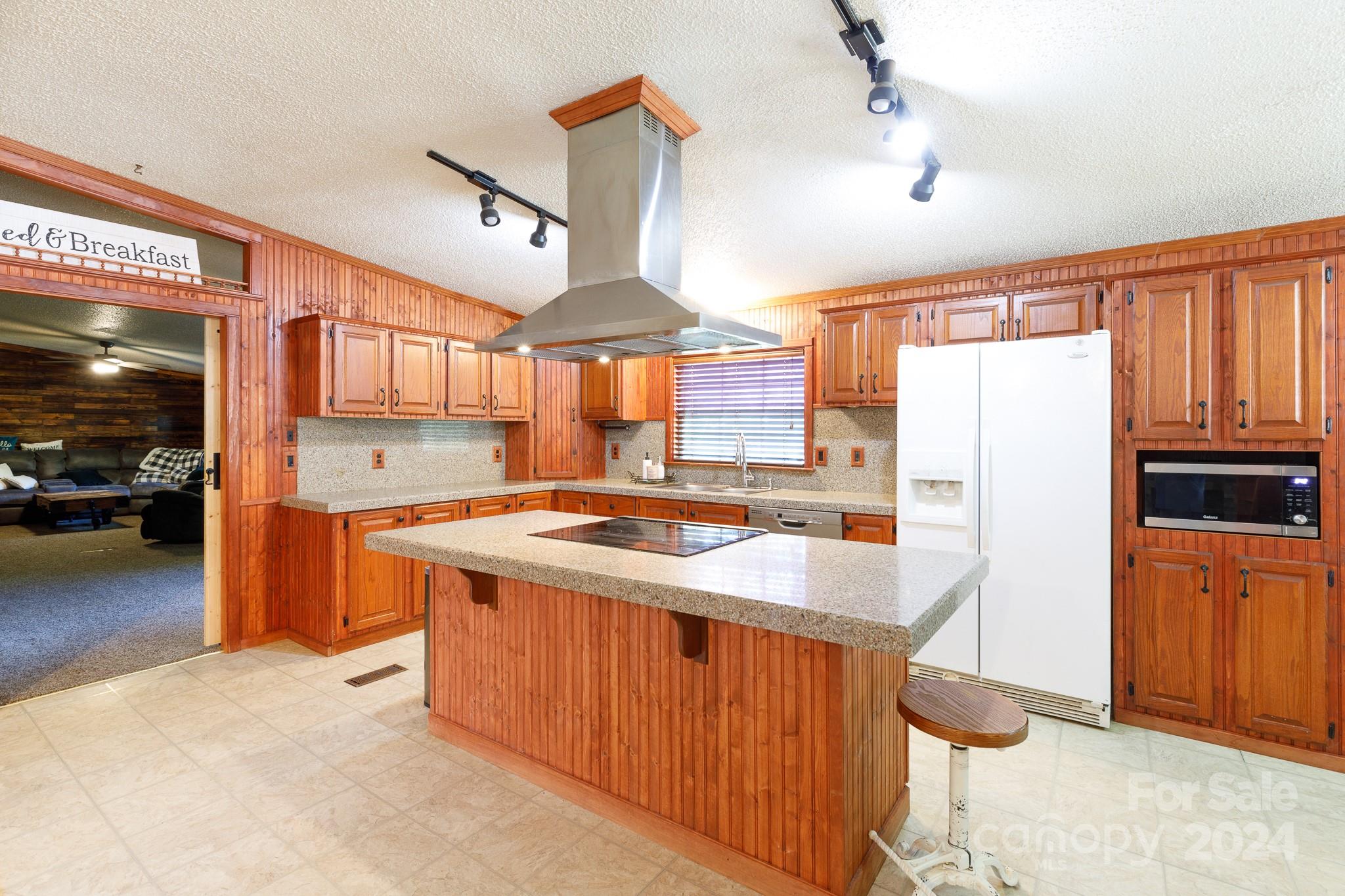 Ridgewood - Residential