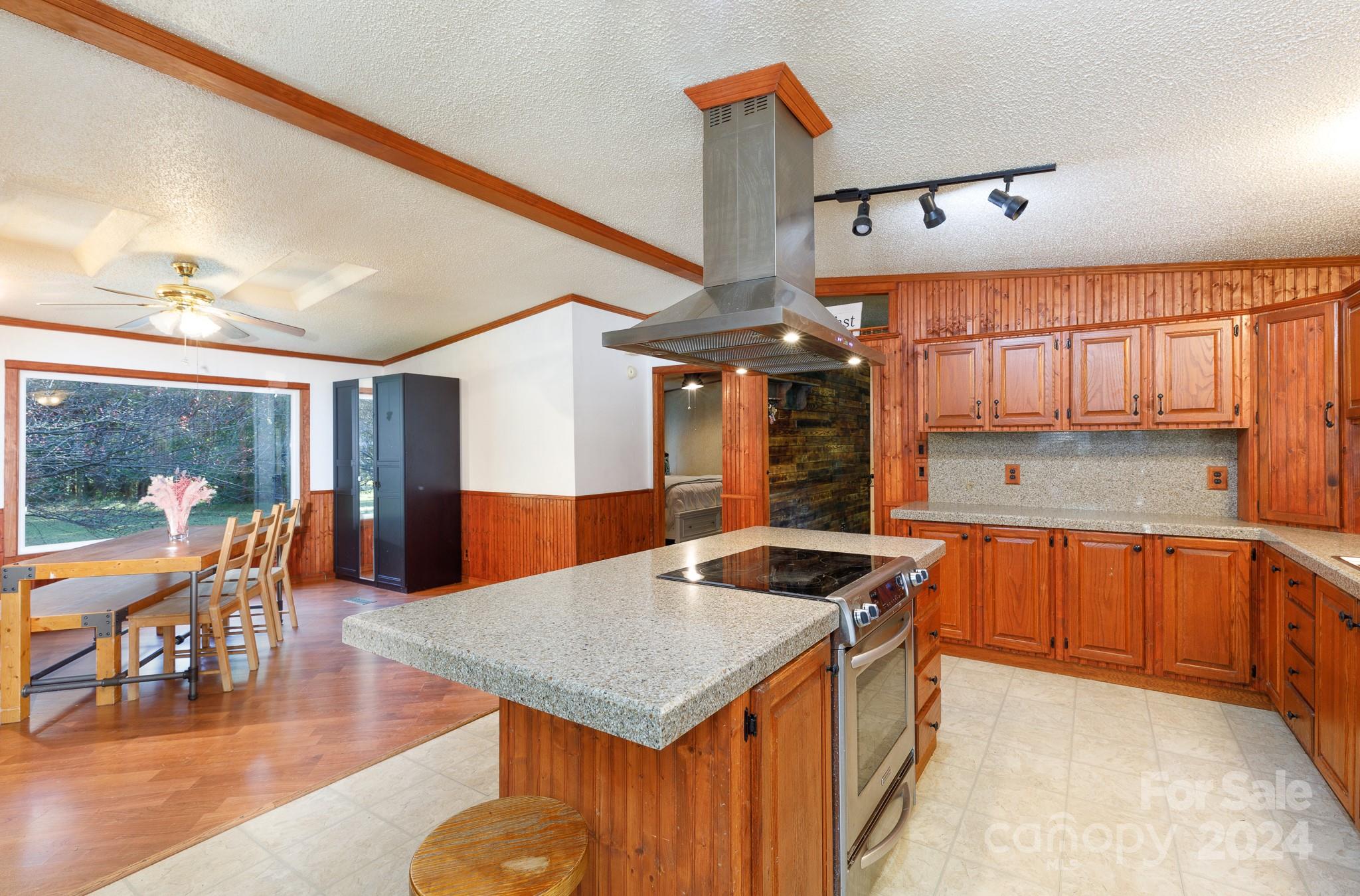 Ridgewood - Residential