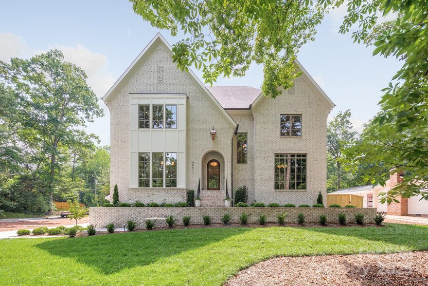Welcome home to this beautiful new construction home by THR Design Build in the heart of Sherwood Forest. Situated on a quiet street, this spacious 5115 sf home offers luxury living with high end selections of fixtures, lighting, and appliances throughout. Designed for entertaining & everyday living, the open floor plan features a Dining Room, walk-in pantry, Butler’s pantry, and chef’s kitchen that flows seamlessly into the Great Room. Open the sliding doors to the screen porch for indoor/outdoor living.  Main level Primary Suite has a luxurious spa bath, custom closet, and tucked away office.  Upstairs you will find 4 add'l bedrooms, laundry, and large bonus room.  Custom ceiling details, white oak hardwood floors, & large windows fill the home with natural light and timeless elegance.  With spacious 3-car garage including add'l storage, the ENERGY STAR home is perfect for those who value space, style, and functionality. Convenient to shopping, dining, Southpark, Uptown, & much more!