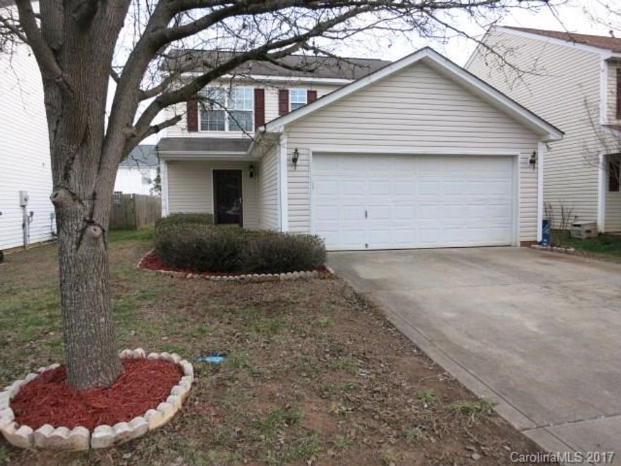 Ready to move in. 3 Bedroom 2.5 bath and 2 Car Garage with open floor plan. Fireplace, Patio, New Stainless Appliances, New Carpet and Paint.  Great deal. Do not hesitate call your Agent today.