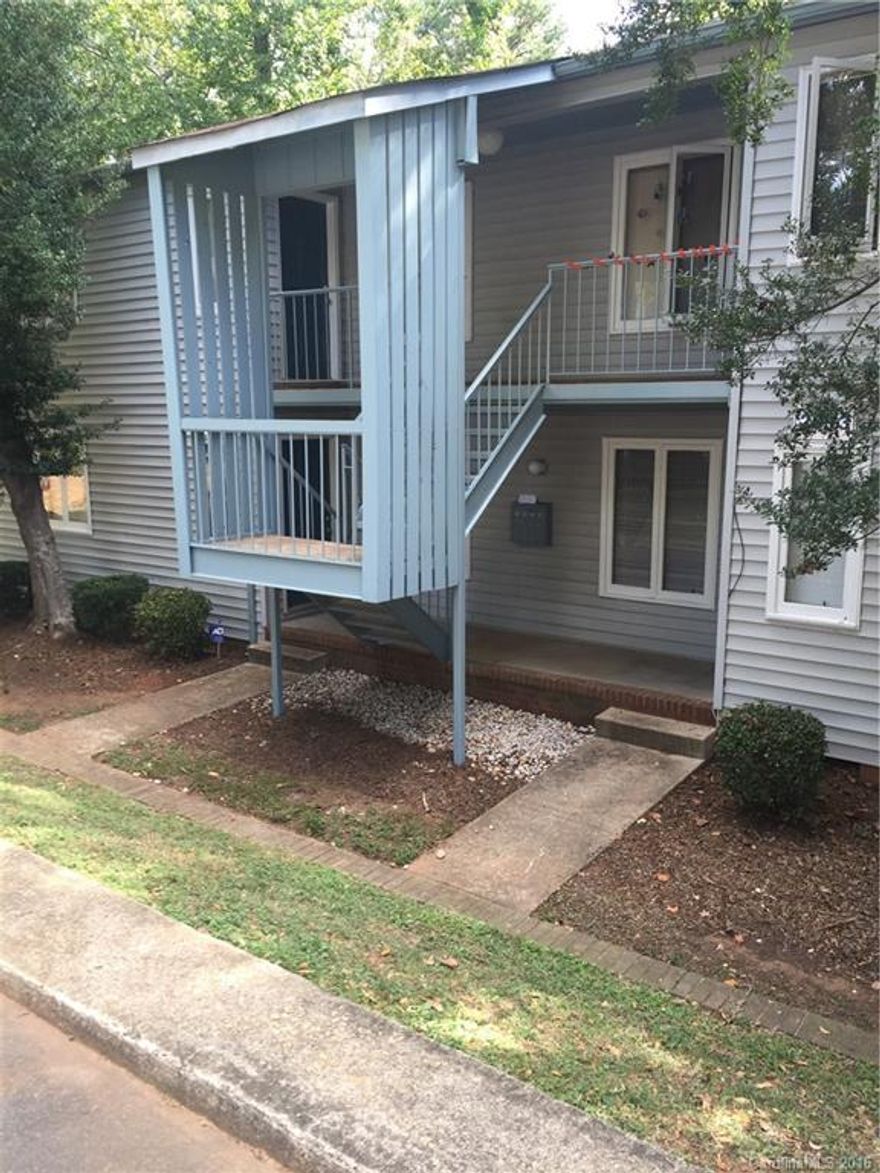 Perfect opportunity for first time buyers or investors. MOVE IN READY ground floor unit with refrigerator included. NEW Carpet and Paint. Convenient location with peaceful view from the balcony. Nearby light rail, shopping, restaurants and schools. Convenient to I-485, Uptown, South Park, Pineville