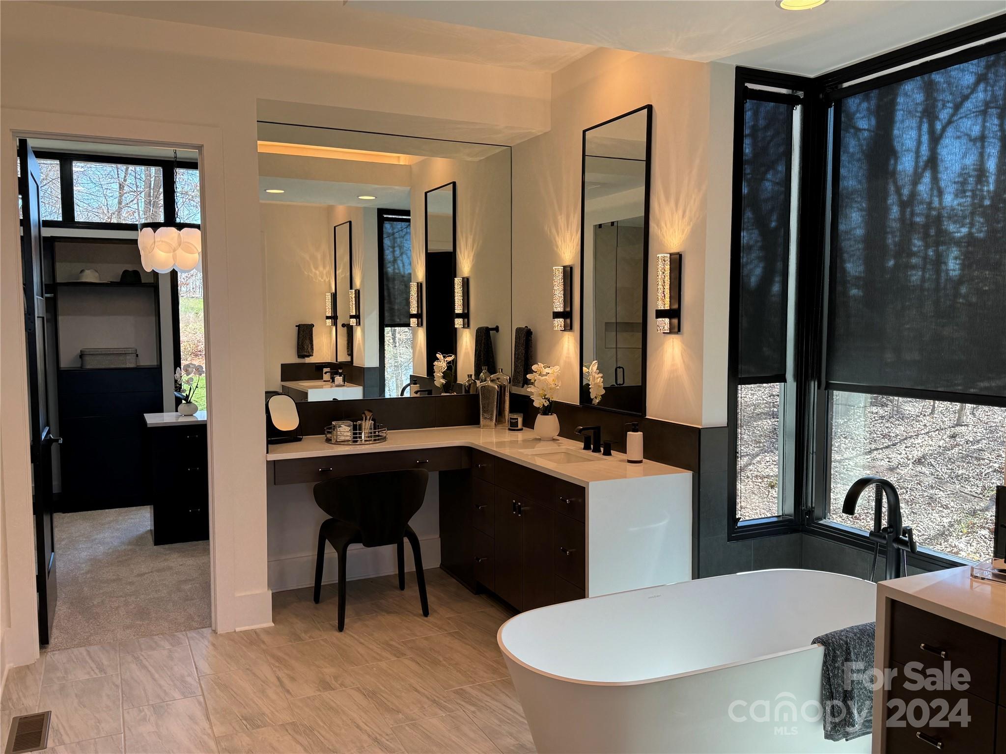 McLean Hunts Point - Residential