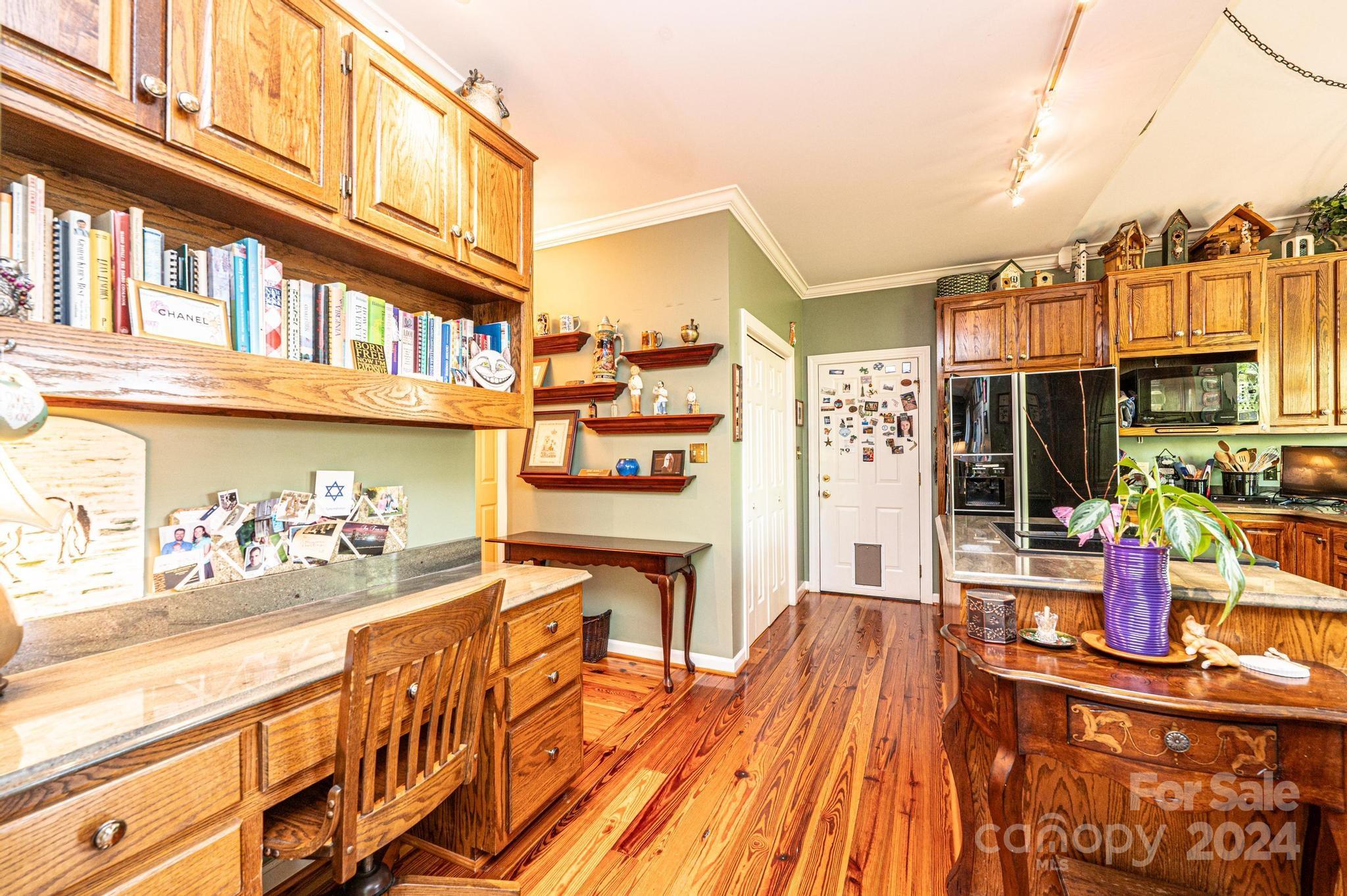 Harbor Town - Residential