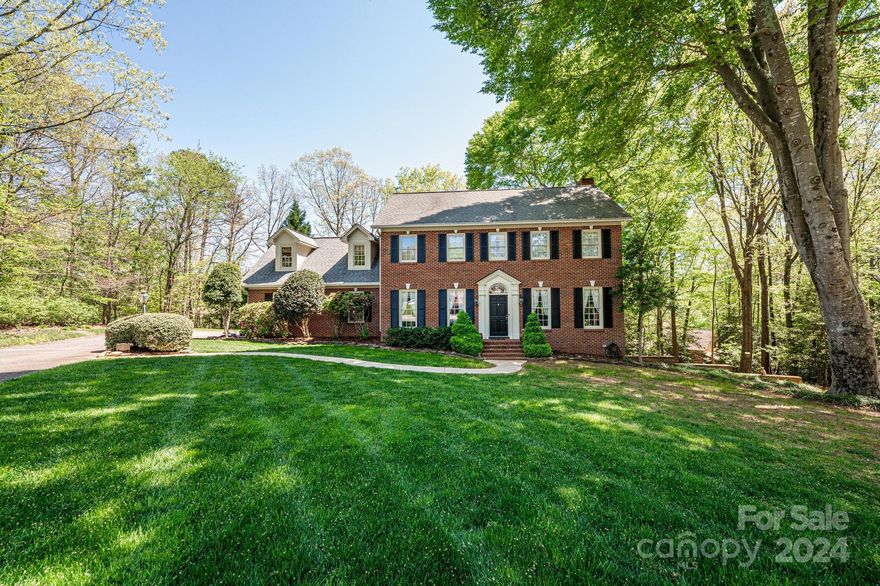 Nestled on a one-acre lot in Harbor Town's tranquil lakeside community, this home exudes timeless charm with its solid brick exterior and custom entryway. Inside, discover 9 ft ceilings throughout the first floor, accentuating the formal living and dining areas. The gourmet kitchen flows into a dramatic breakfast room, boasting cathedral ceilings and abundant natural light. Enjoy gatherings in the spacious family room with a marble fireplace. Retreat to the private master suite featuring a Jacuzzi tub and dressing room. A bonus room offers flexibility as a study or guest quarters. Unwind on the private deck overlooking the landscaped yard. With ample storage in the unfinished basement and a third garage space, this home offers both comfort and practicality. Don't miss the chance to call this meticulously cared-for residence your own in a highly desirable Lake Hickory community!