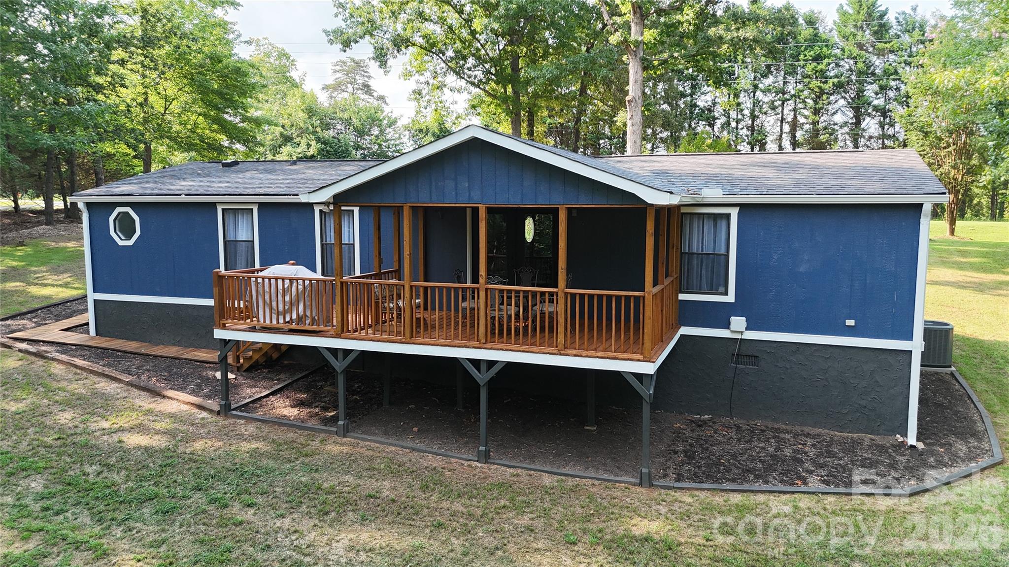 1120 Sandy Plains Road